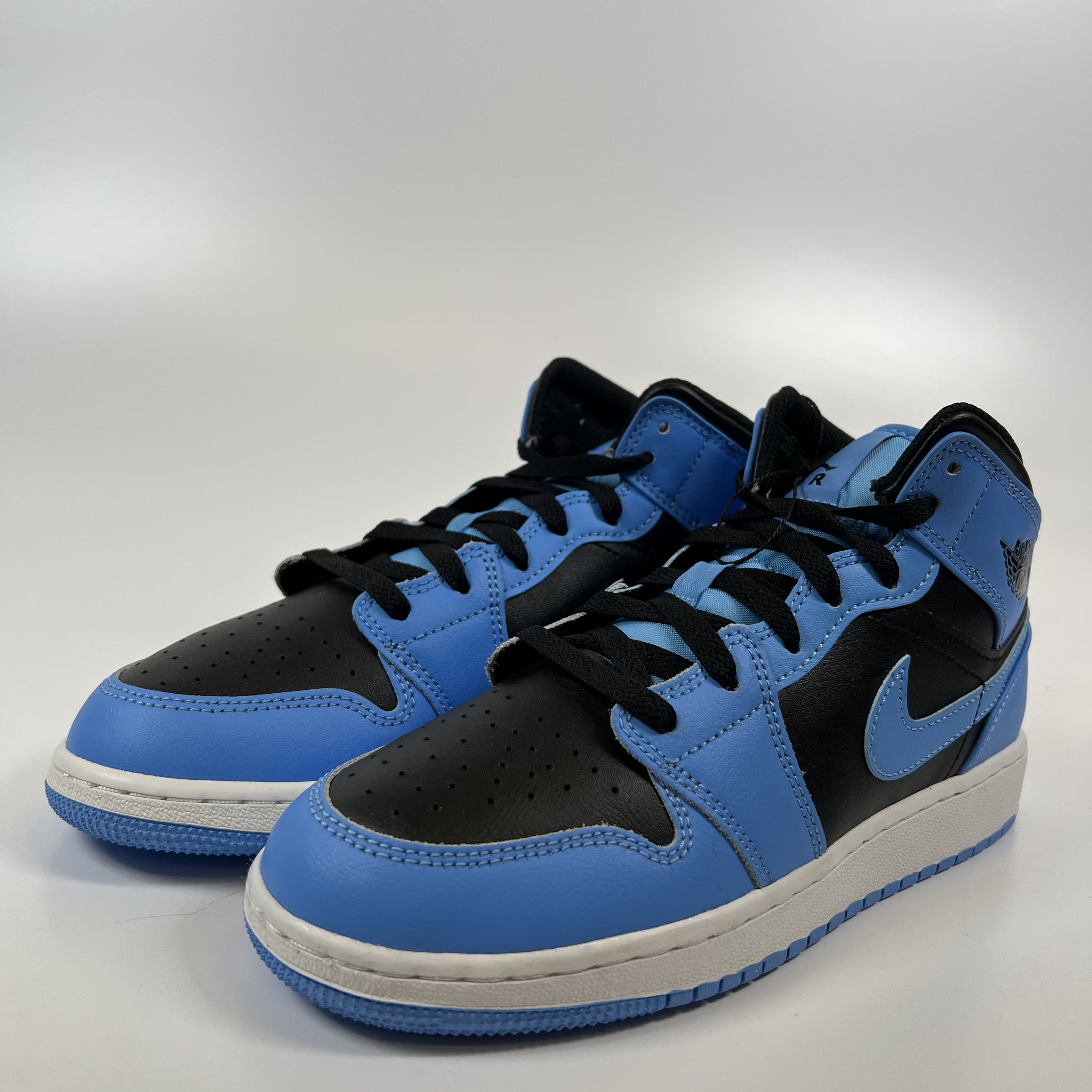263211 Jordan 1 Mid University Blue Black (GS)