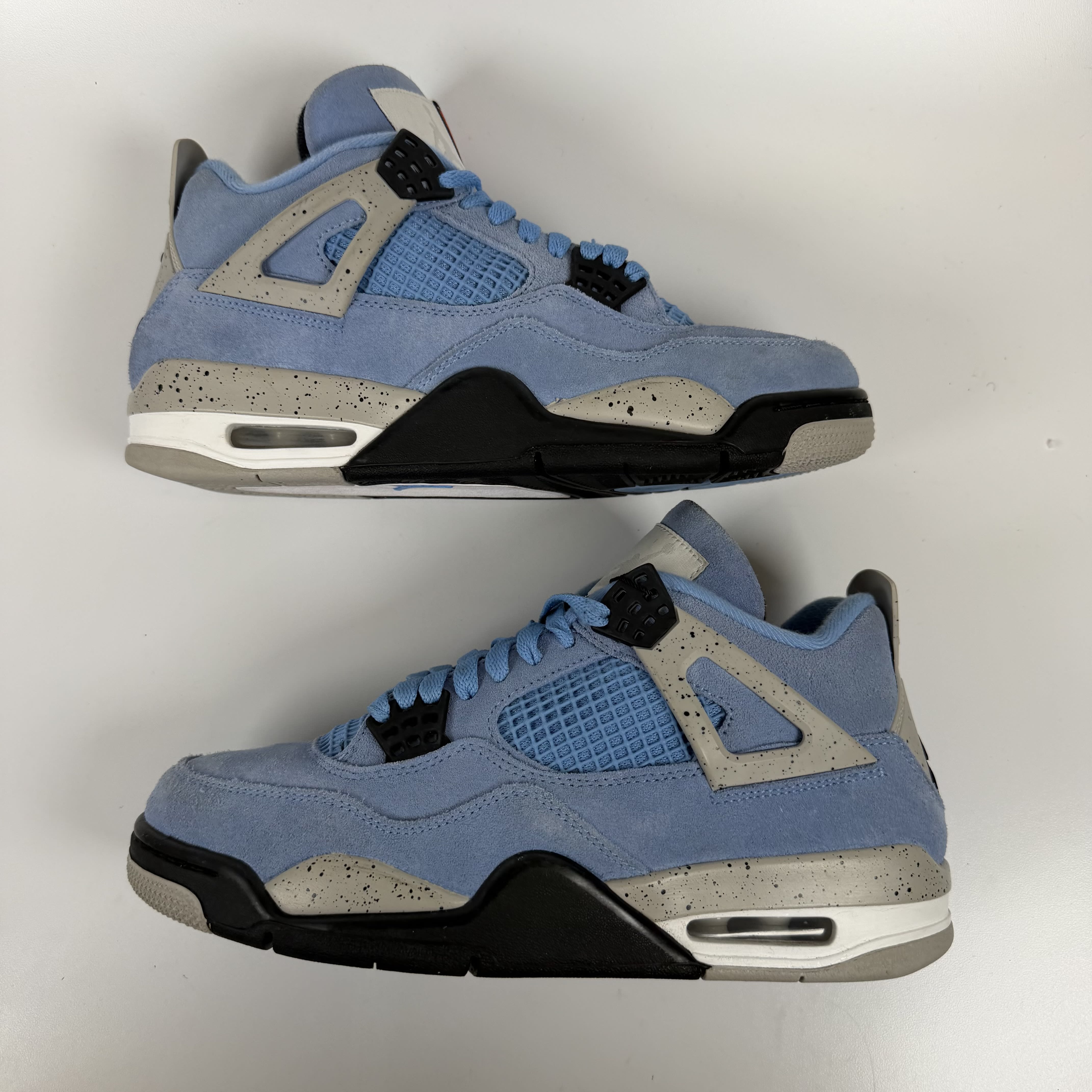 SP8113 Jordan 4 Retro University Blue