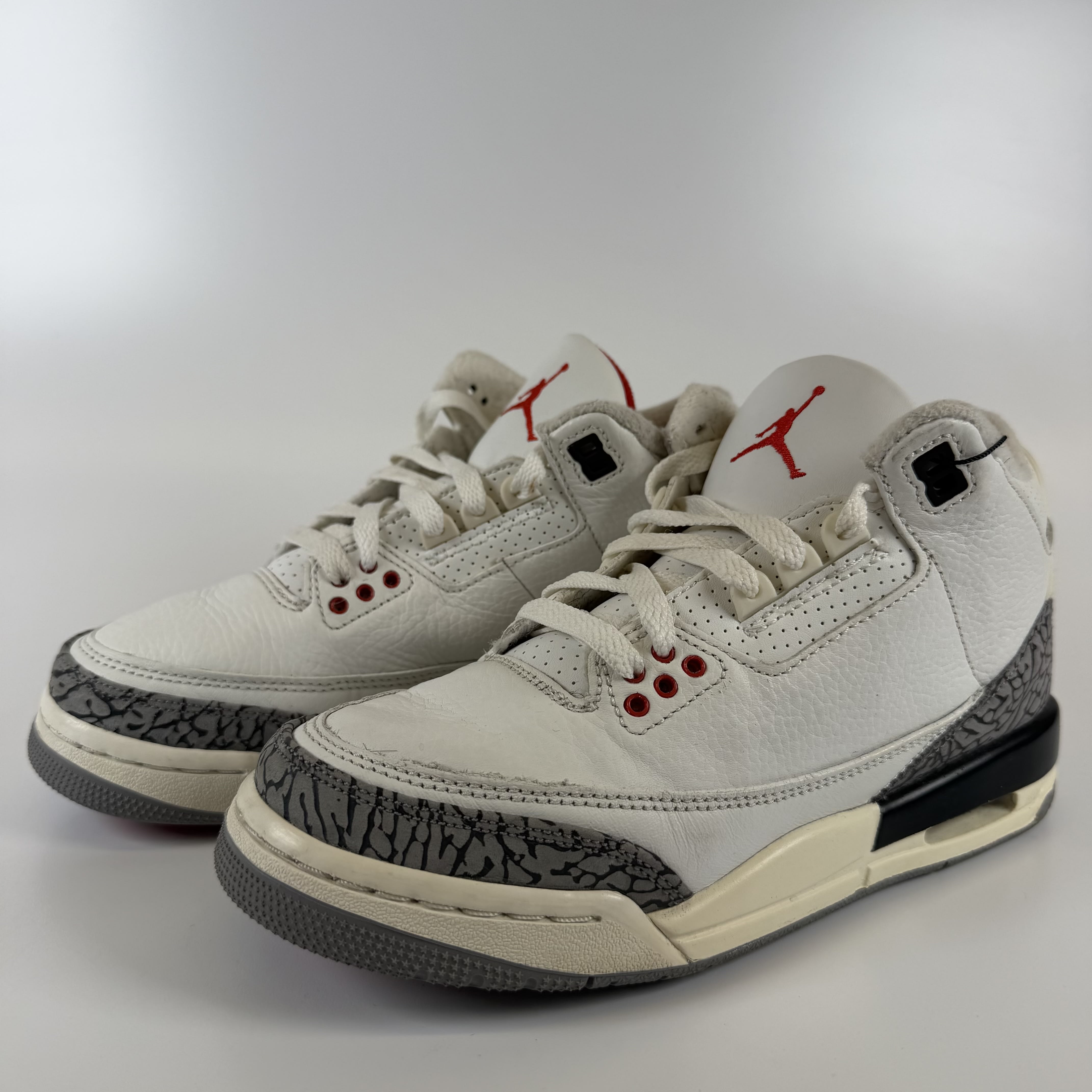 714538 Jordan 3 Retro White Cement Reimagined (GS)