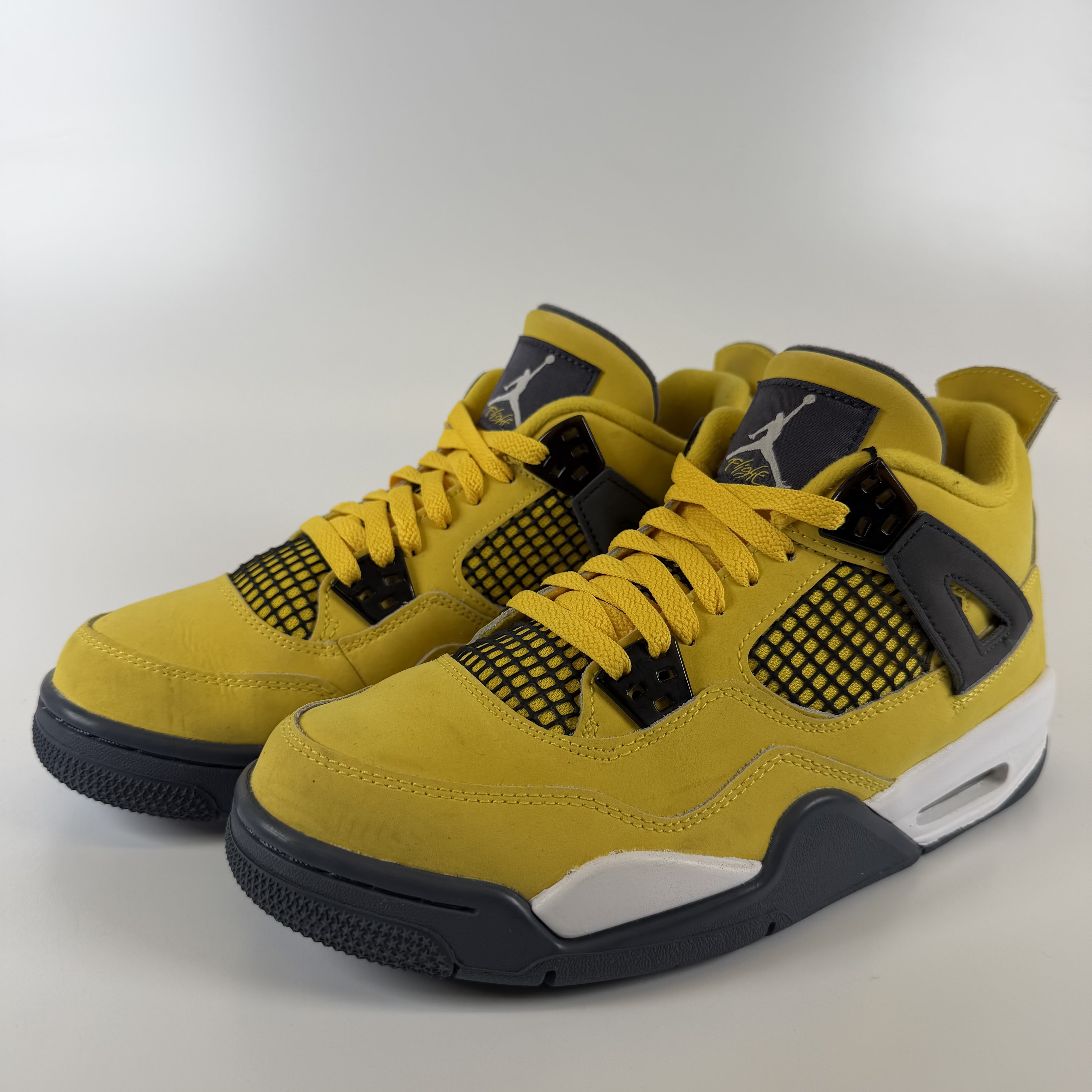 SP5021 Jordan 4 Retro Lightning (2021) (GS)