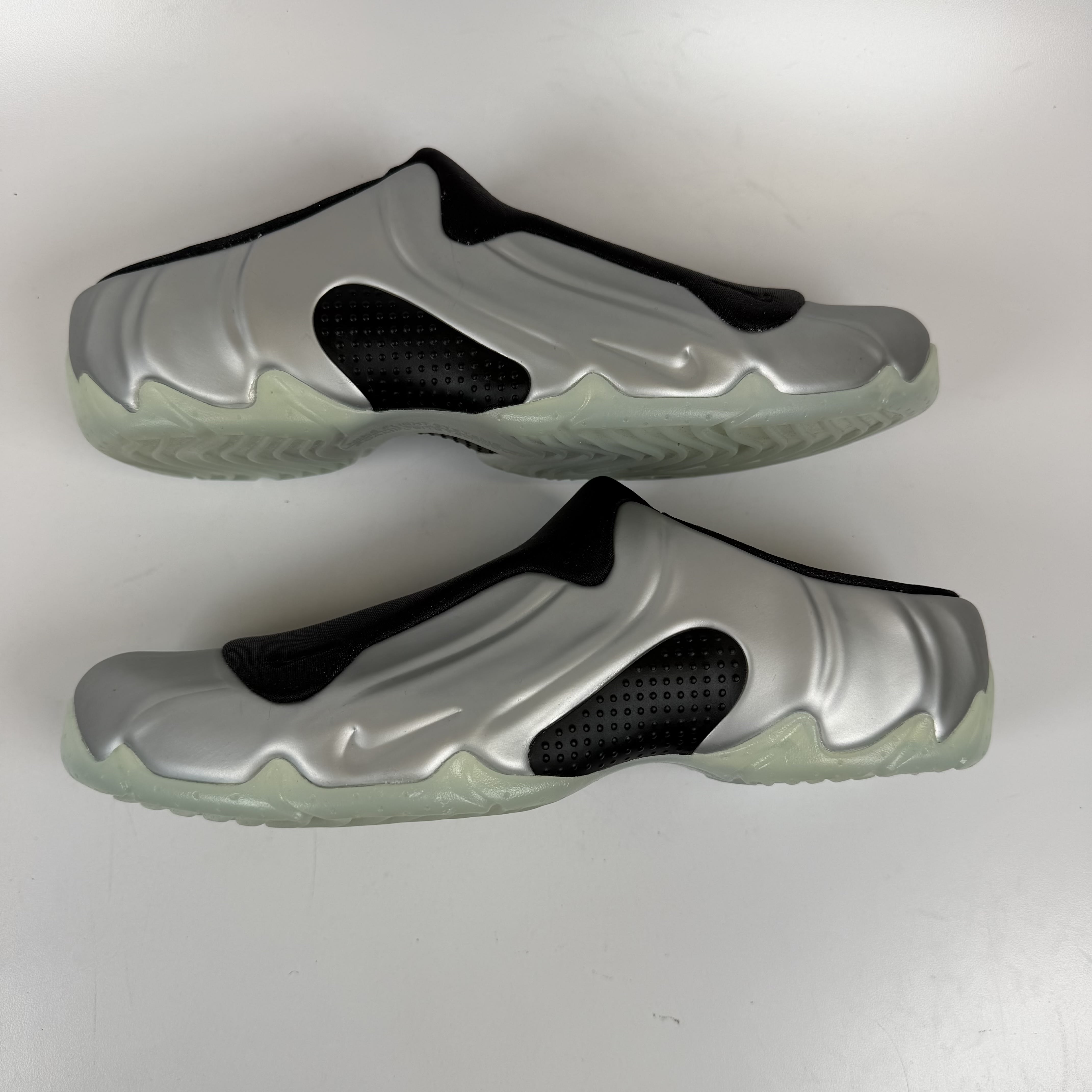 SP13260 Nike Clogposite Chrome