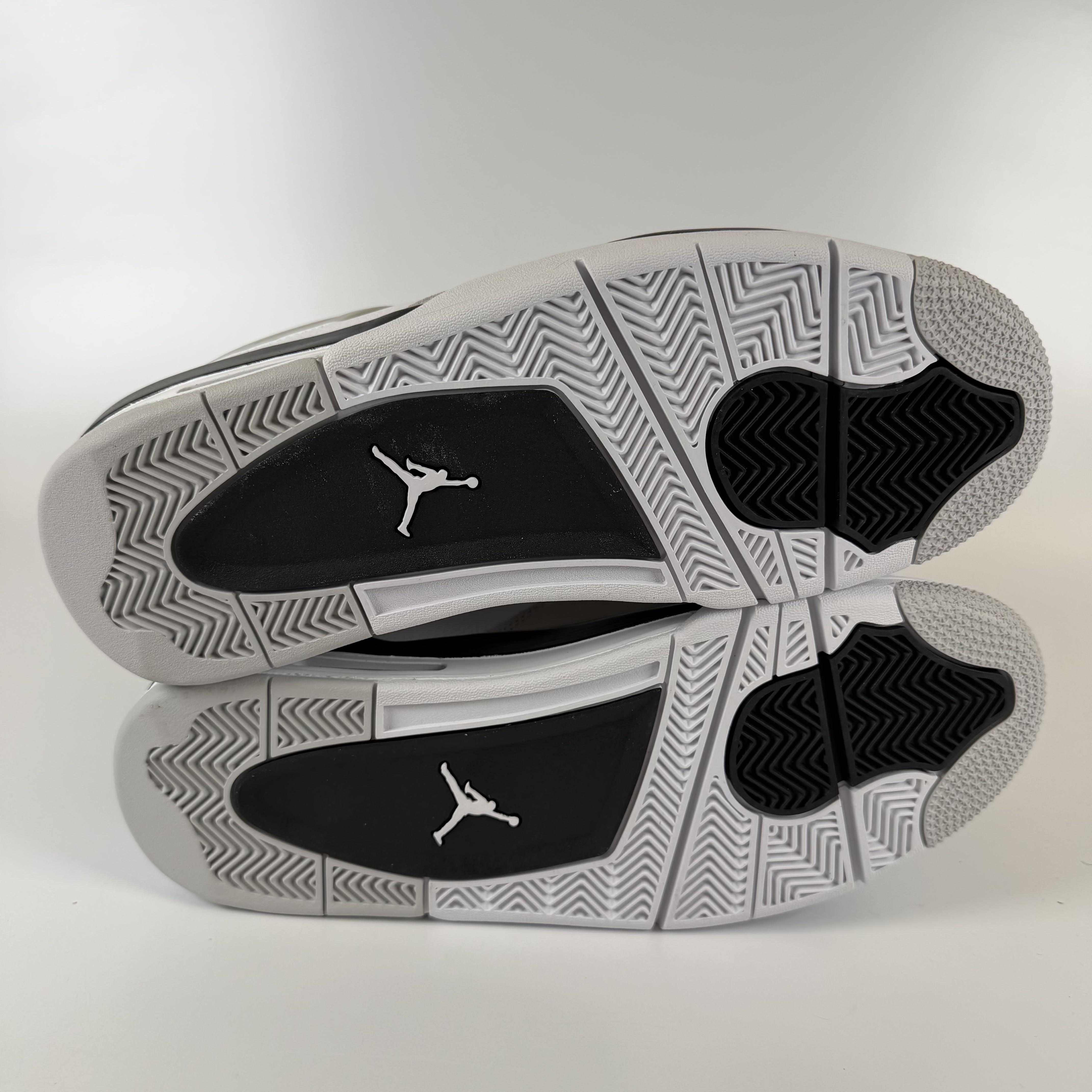 SP6520 Jordan 4 Retro Military Black
