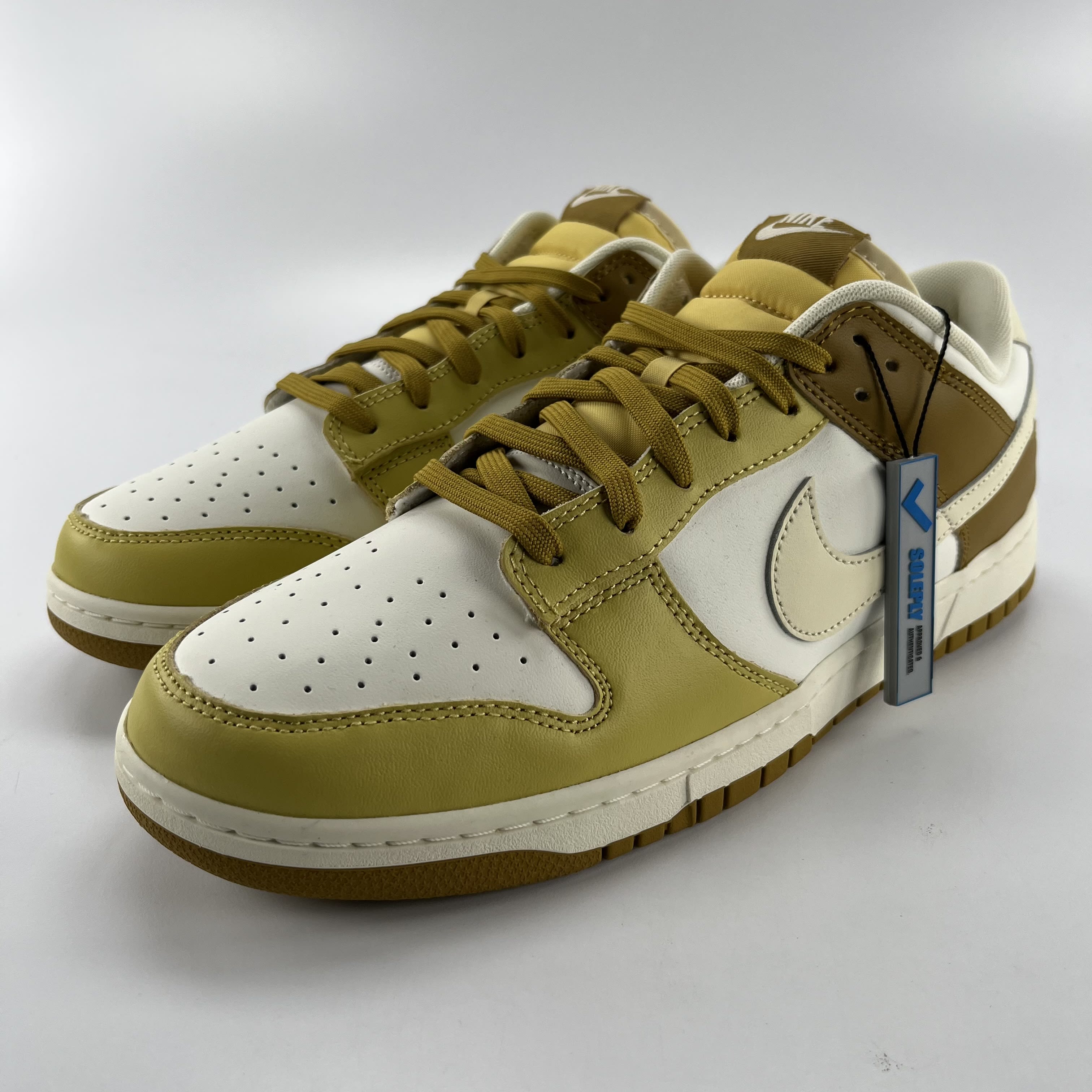 264957 Nike Dunk Low Retro Bronzine