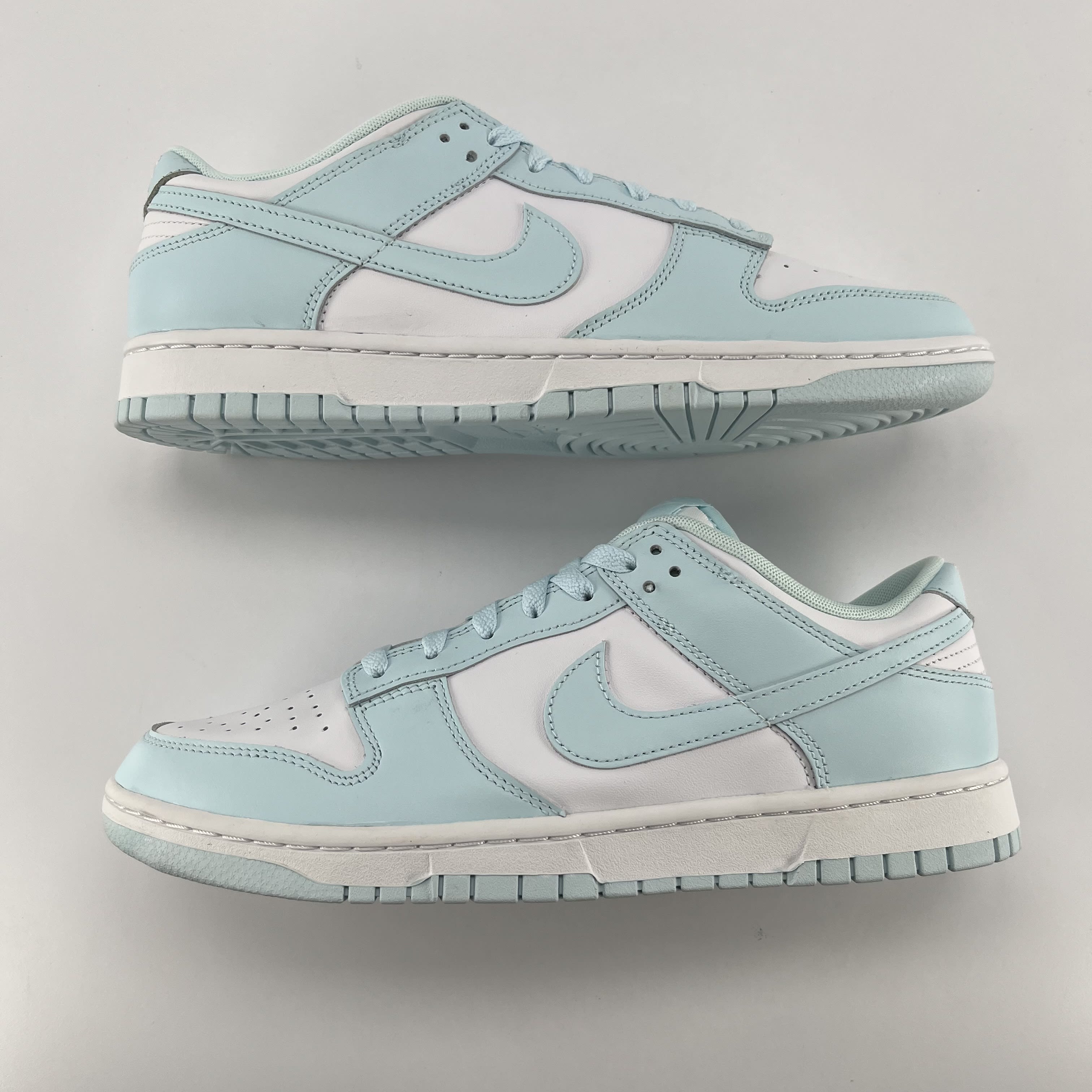 264893 Nike Dunk Low Glacier Blue