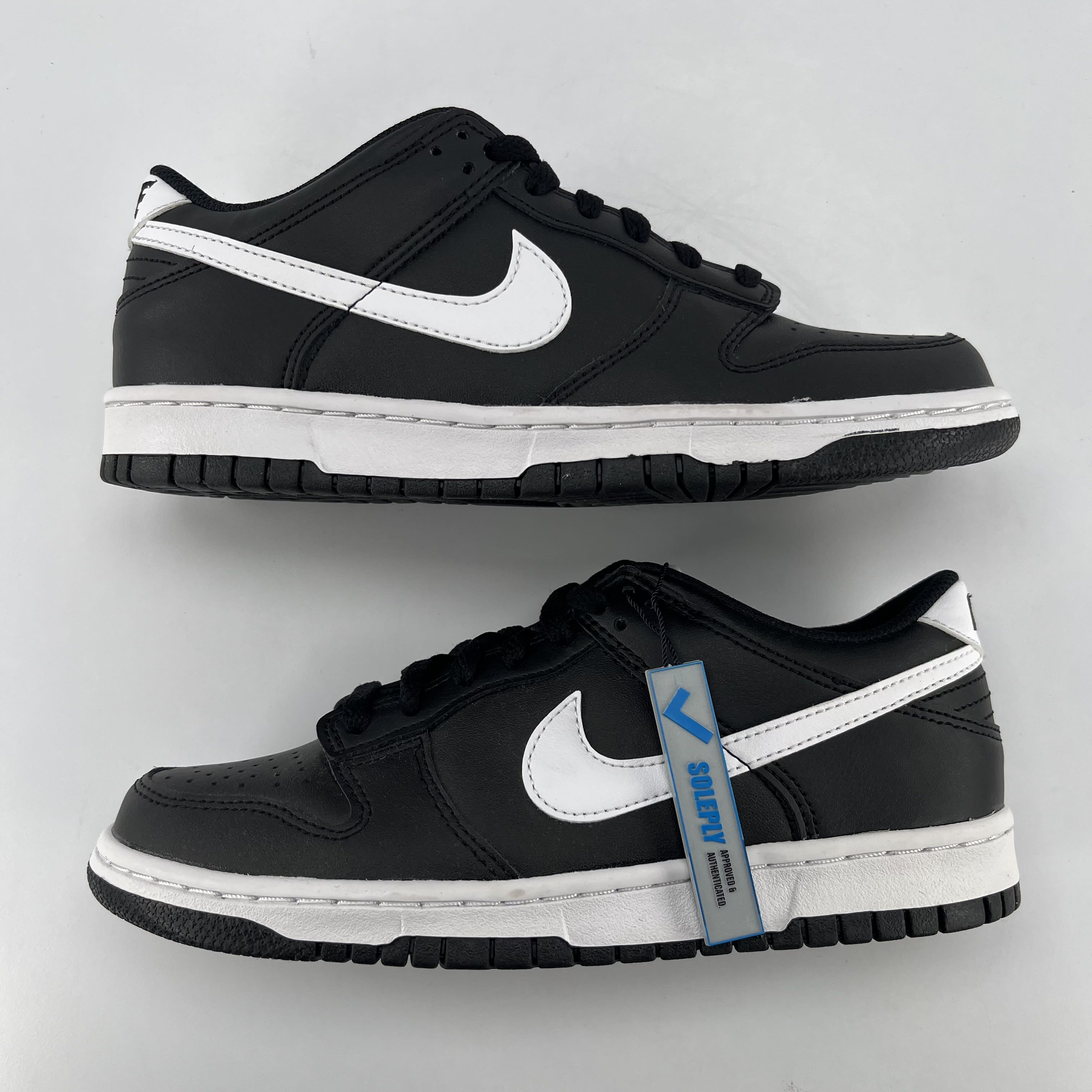 340200 Dunk Low GS 'Black Panda 2.0'