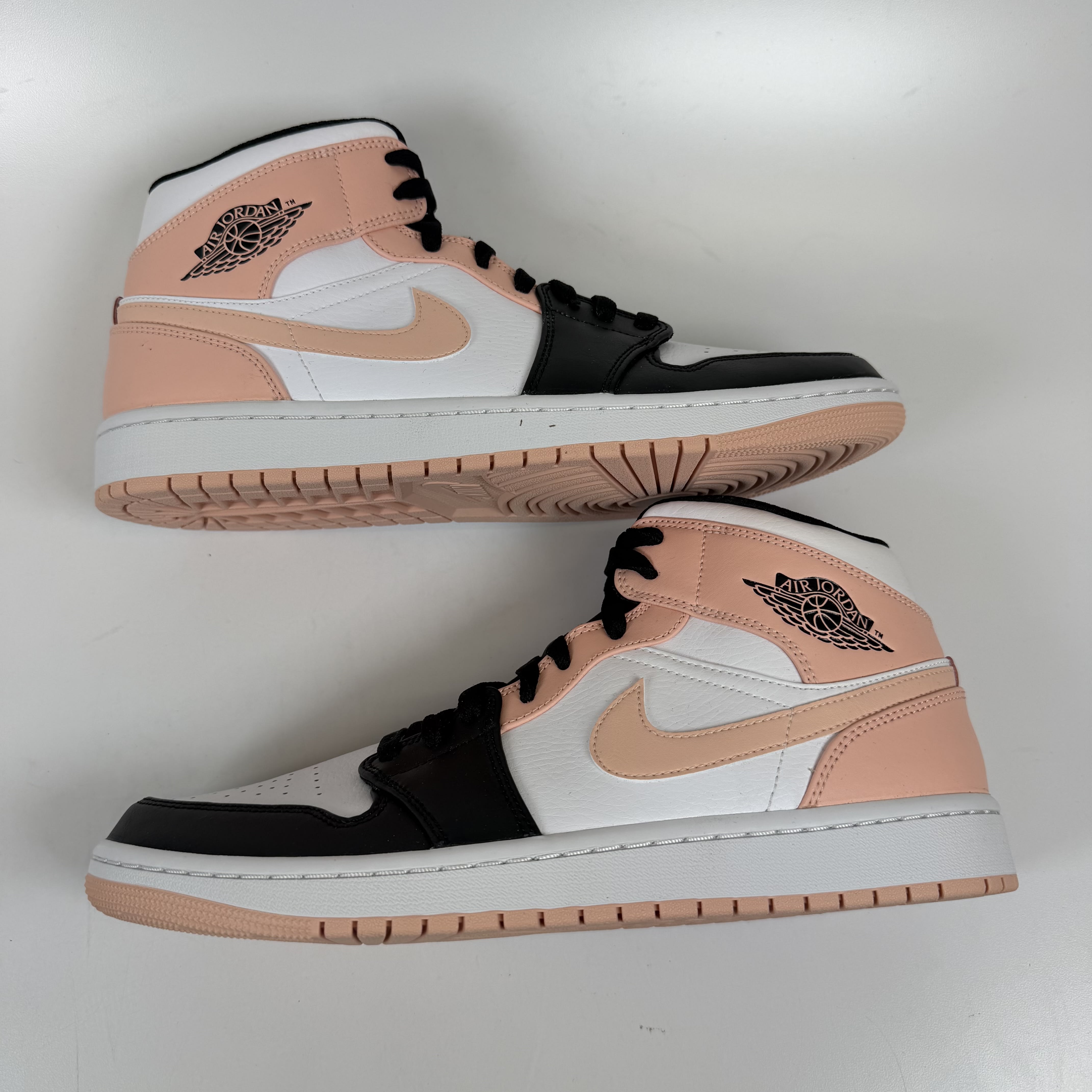 SP13592 Air Jordan 1 Mid 'Crimson Tint'