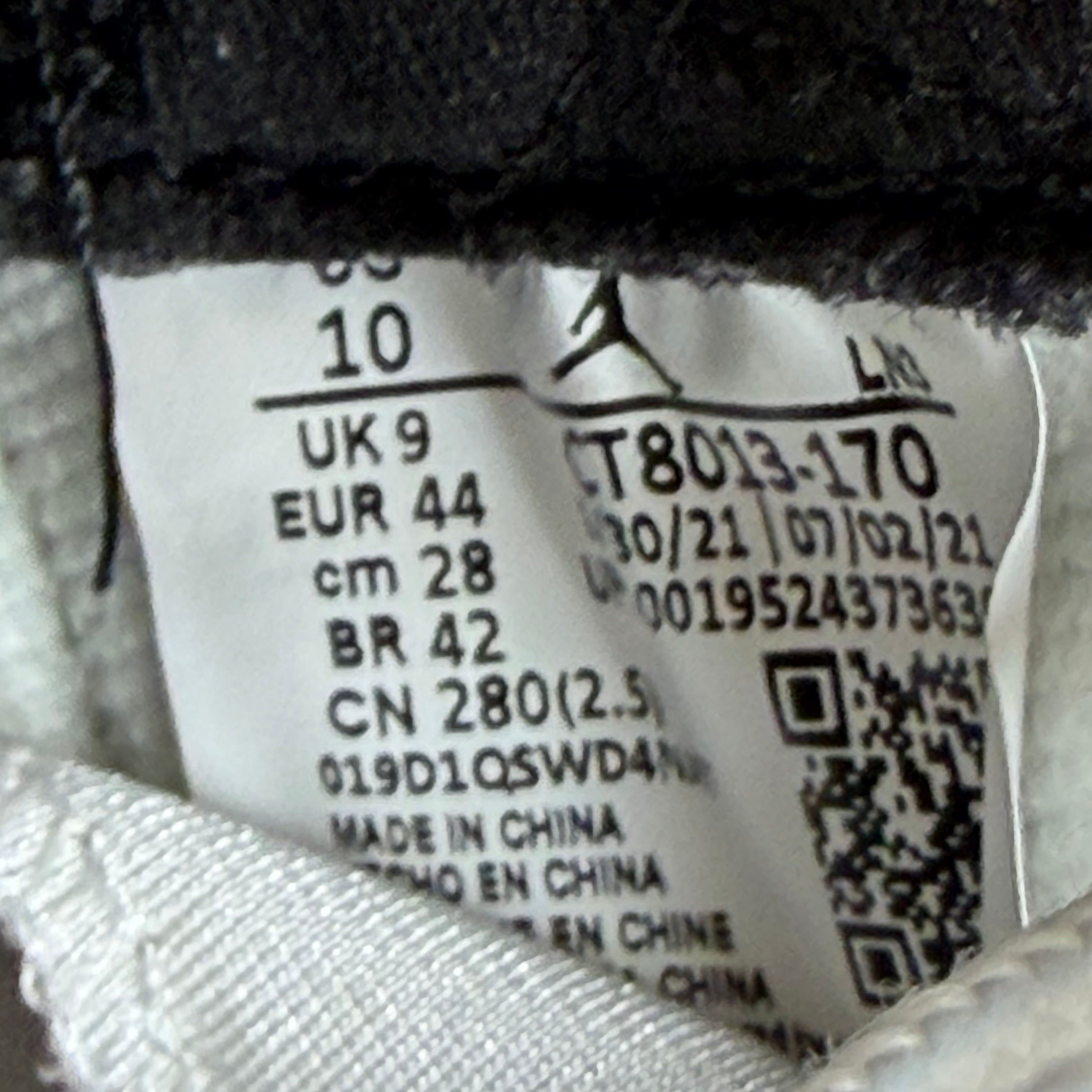 798674 Jordan 12 Retro Royalty Taxi