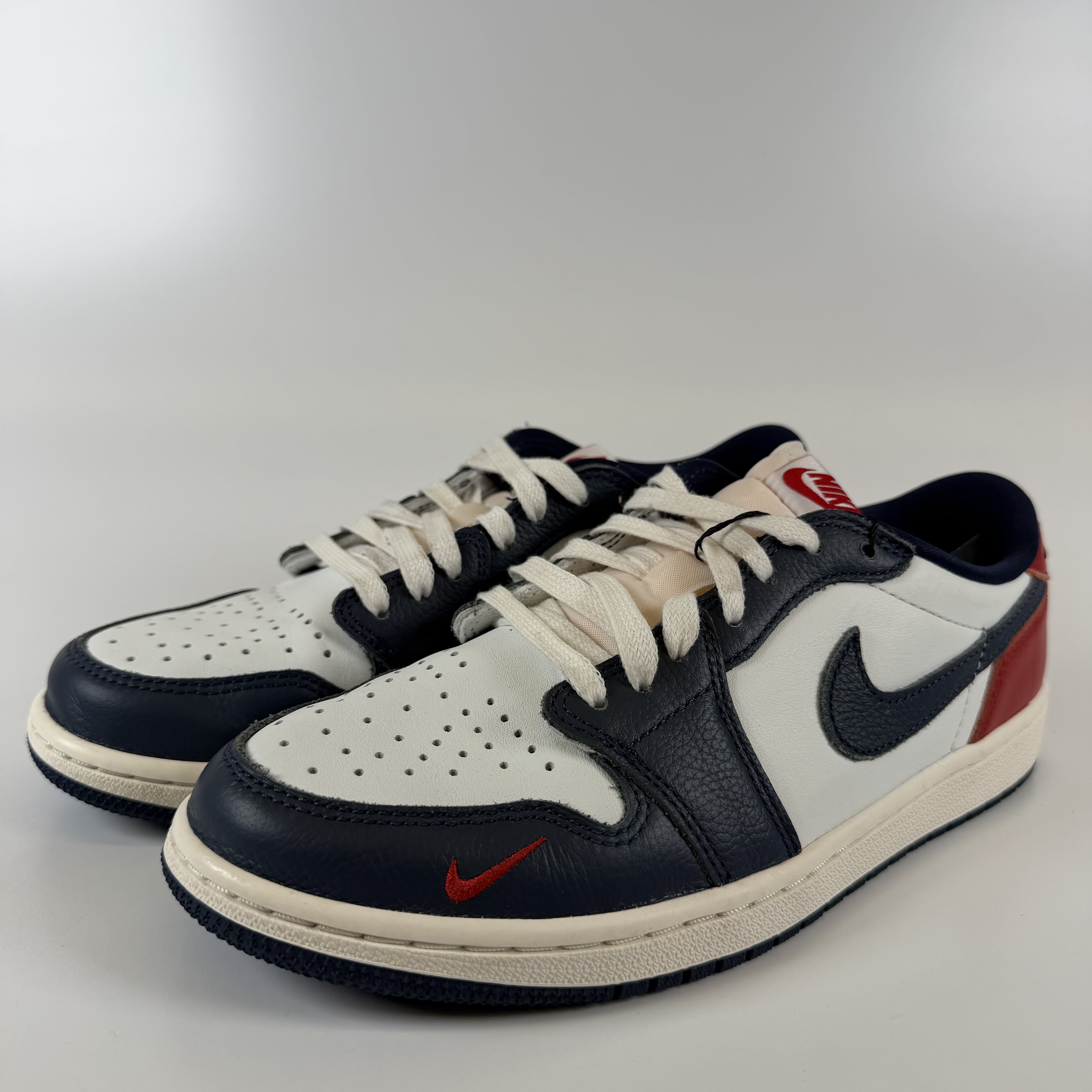 681923 Jordan 1 Retro Low OG Howard University