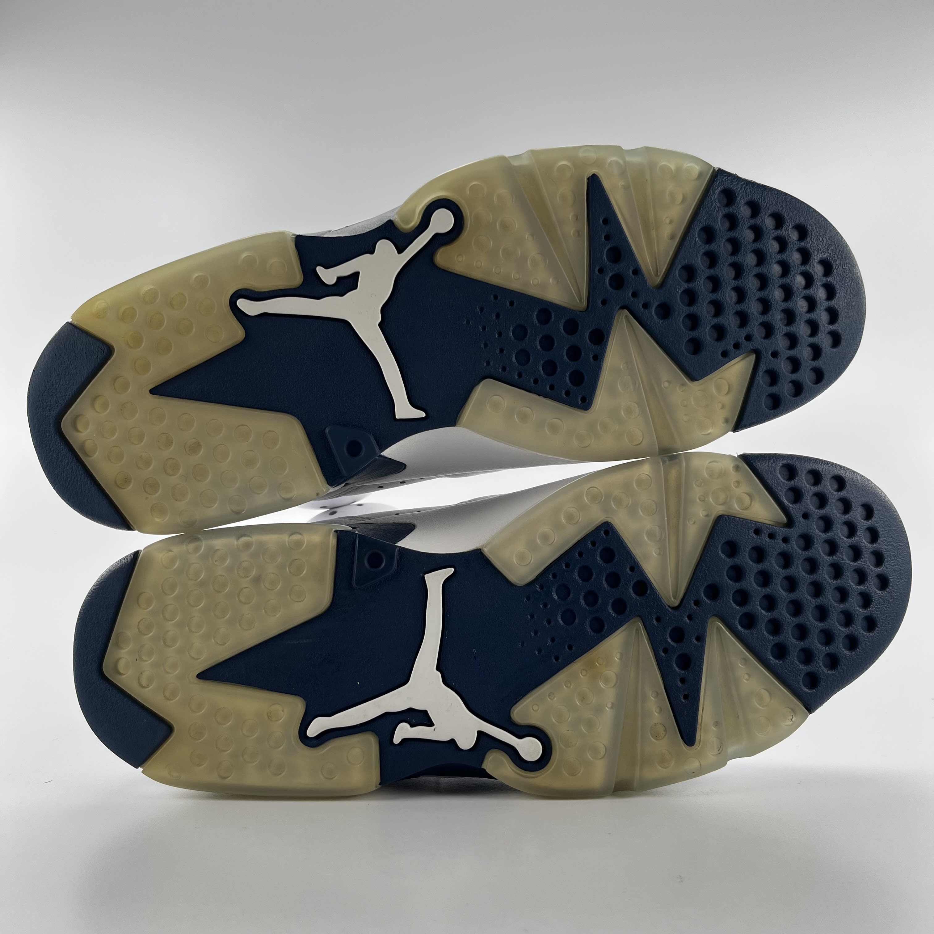 520041 Jordan 6 Retro Midnight Navy (2022)