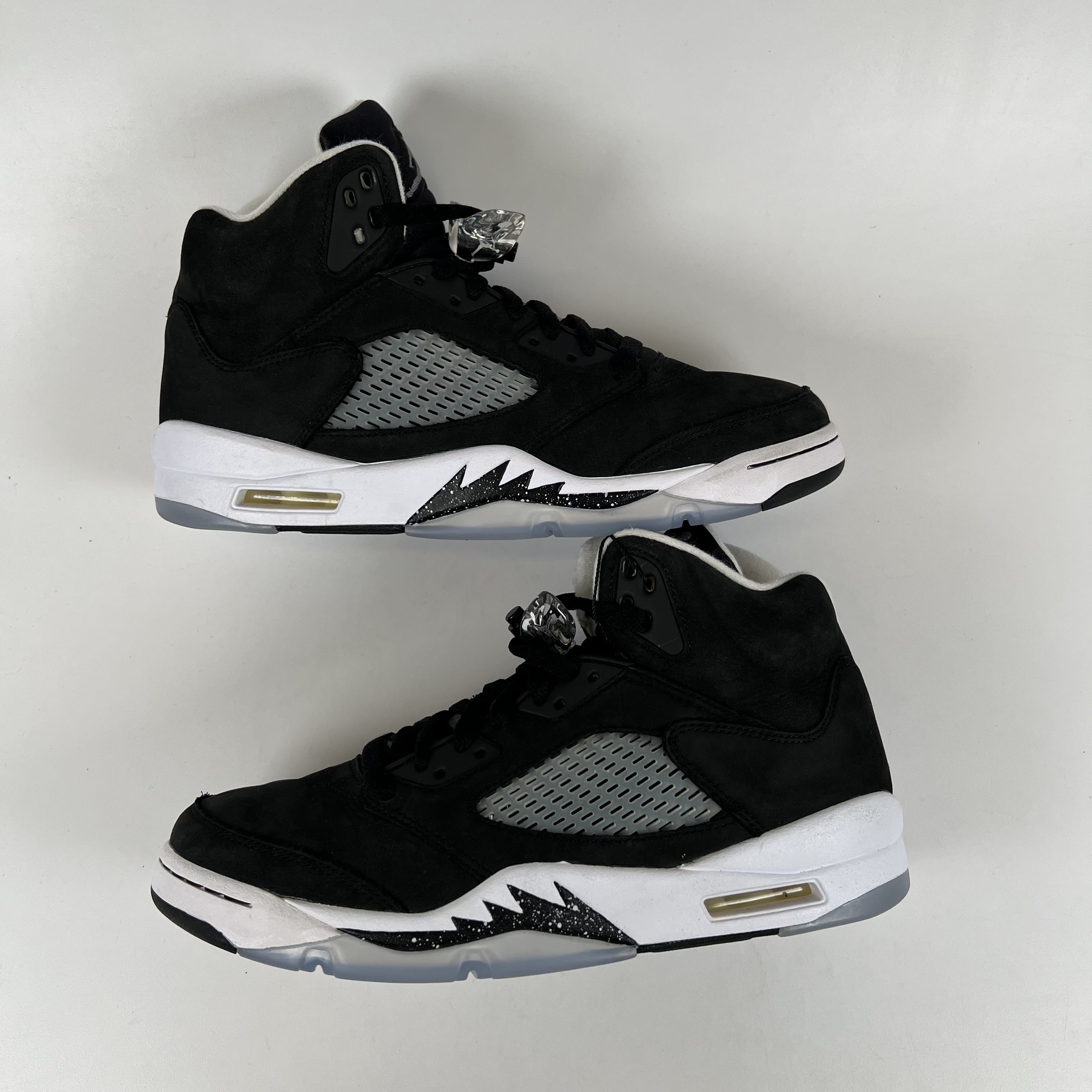 SP10691 Jordan 5 Retro Moonlight (2021)