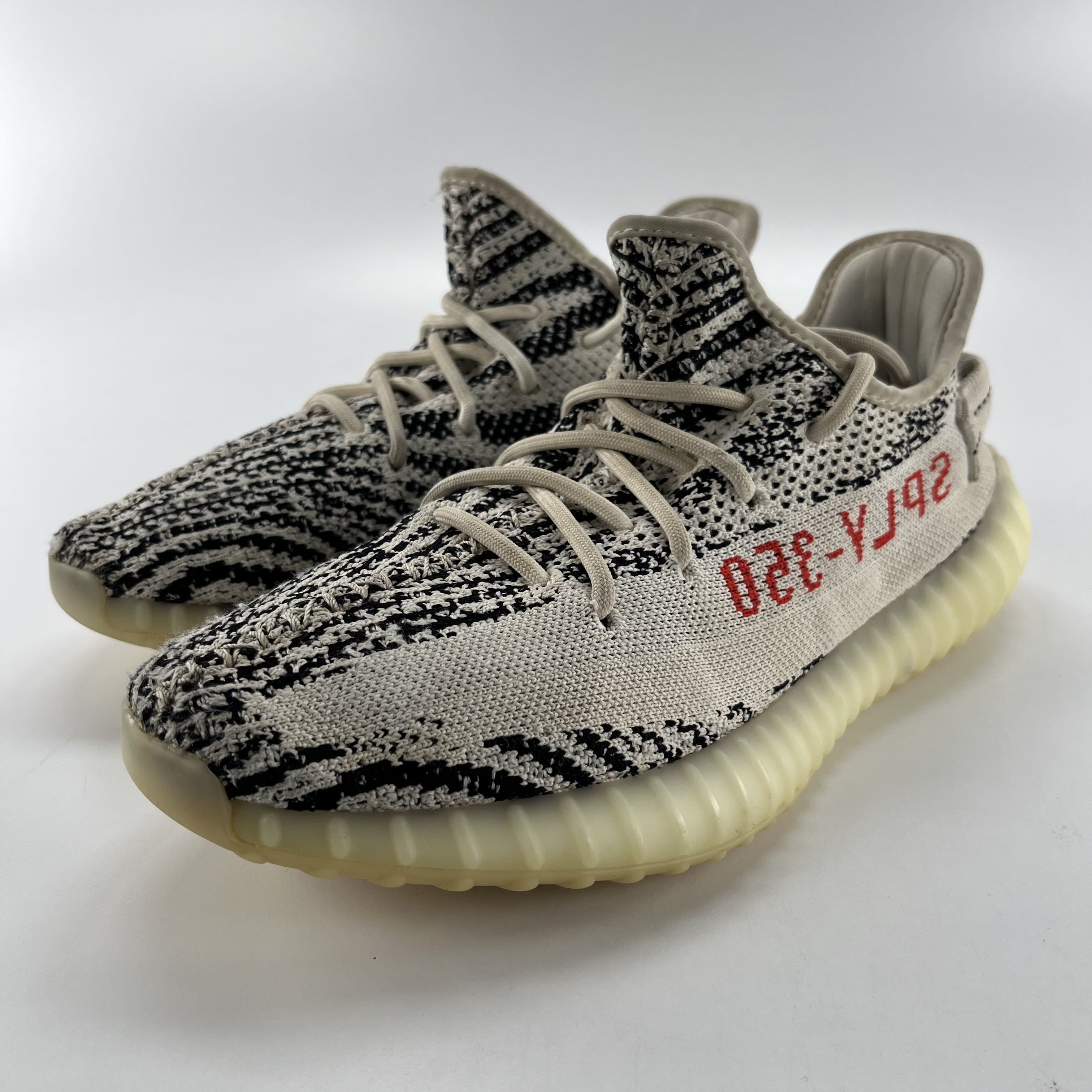 794756 adidas Yeezy Boost 350 V2 Zebra