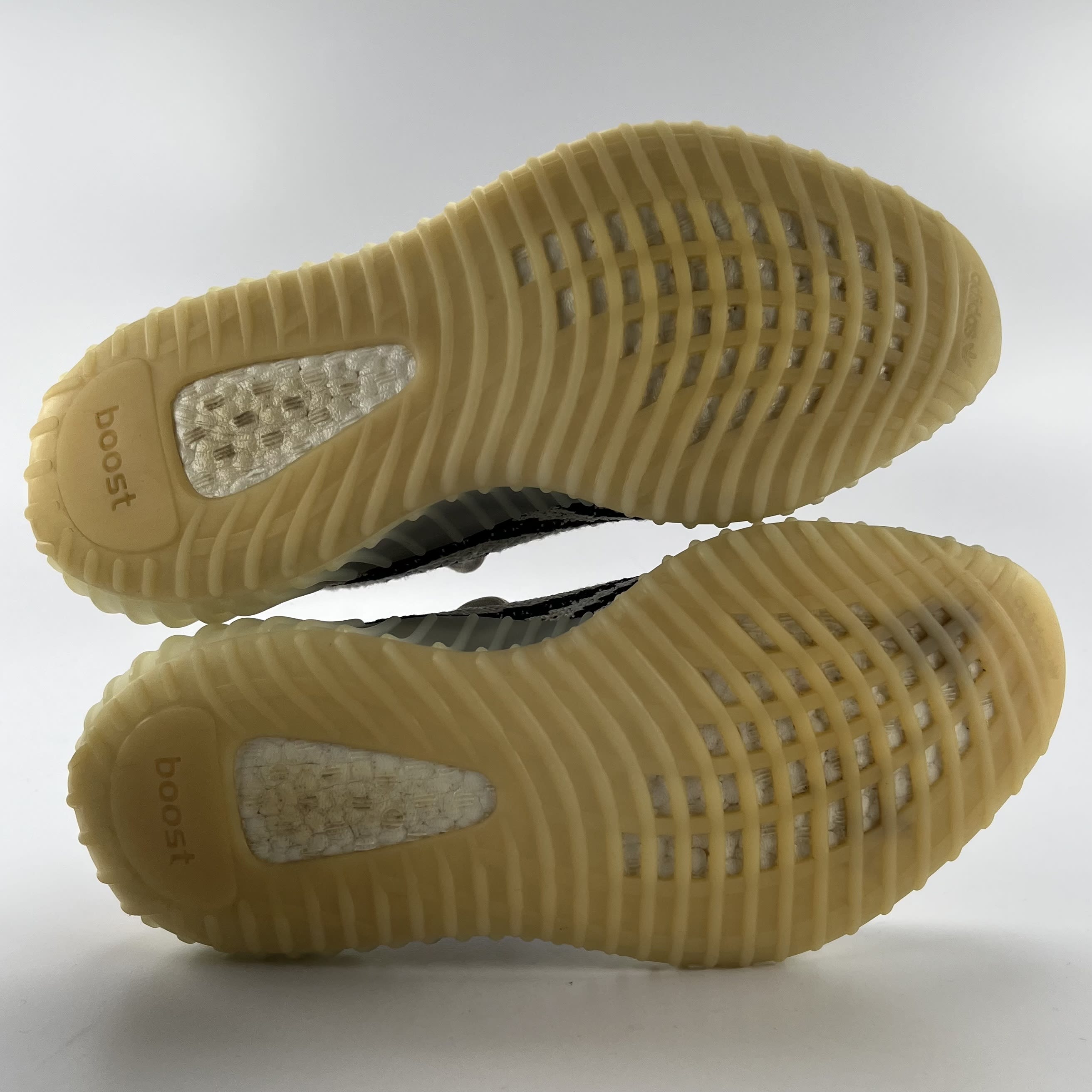 794756 adidas Yeezy Boost 350 V2 Zebra