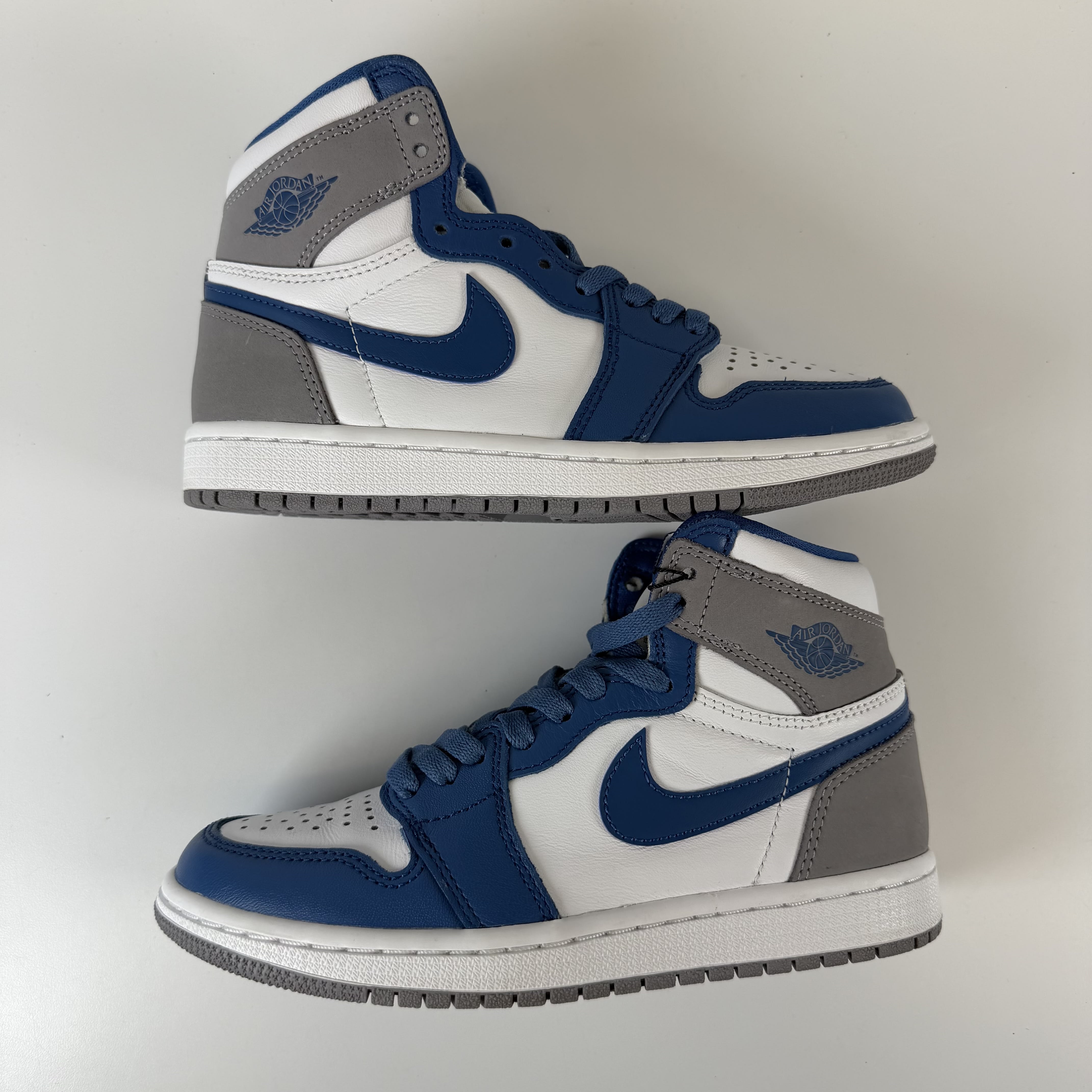 603821 Jordan 1 Retro High OG True Blue