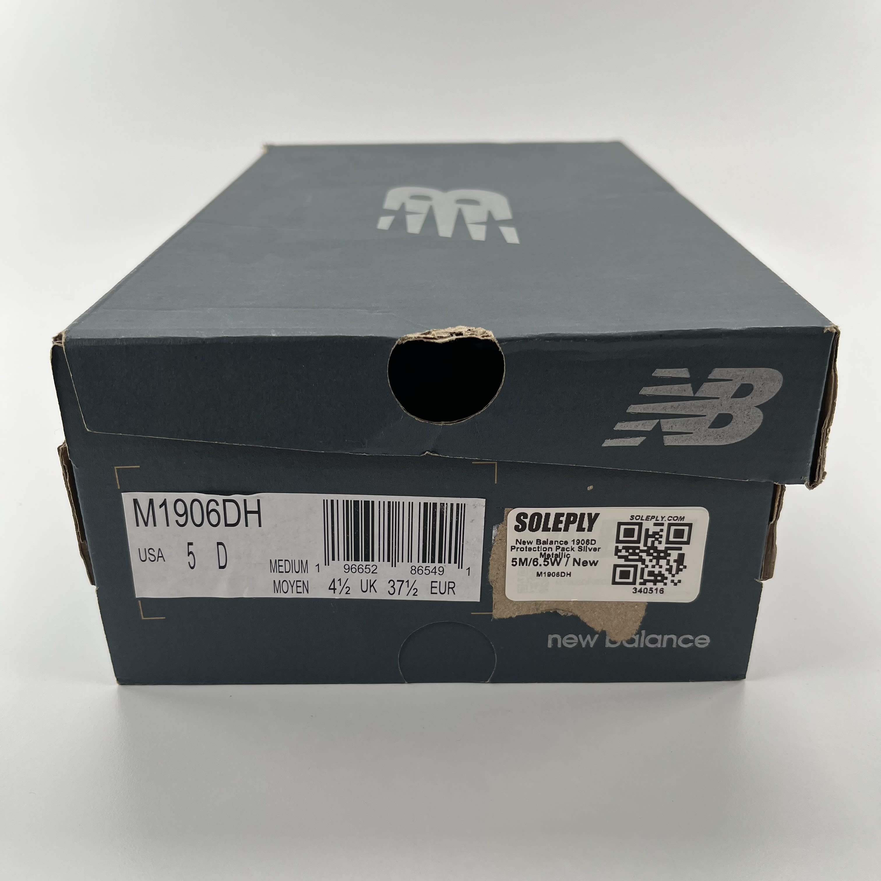 340516 New Balance 1906D Protection Pack Silver Metallic