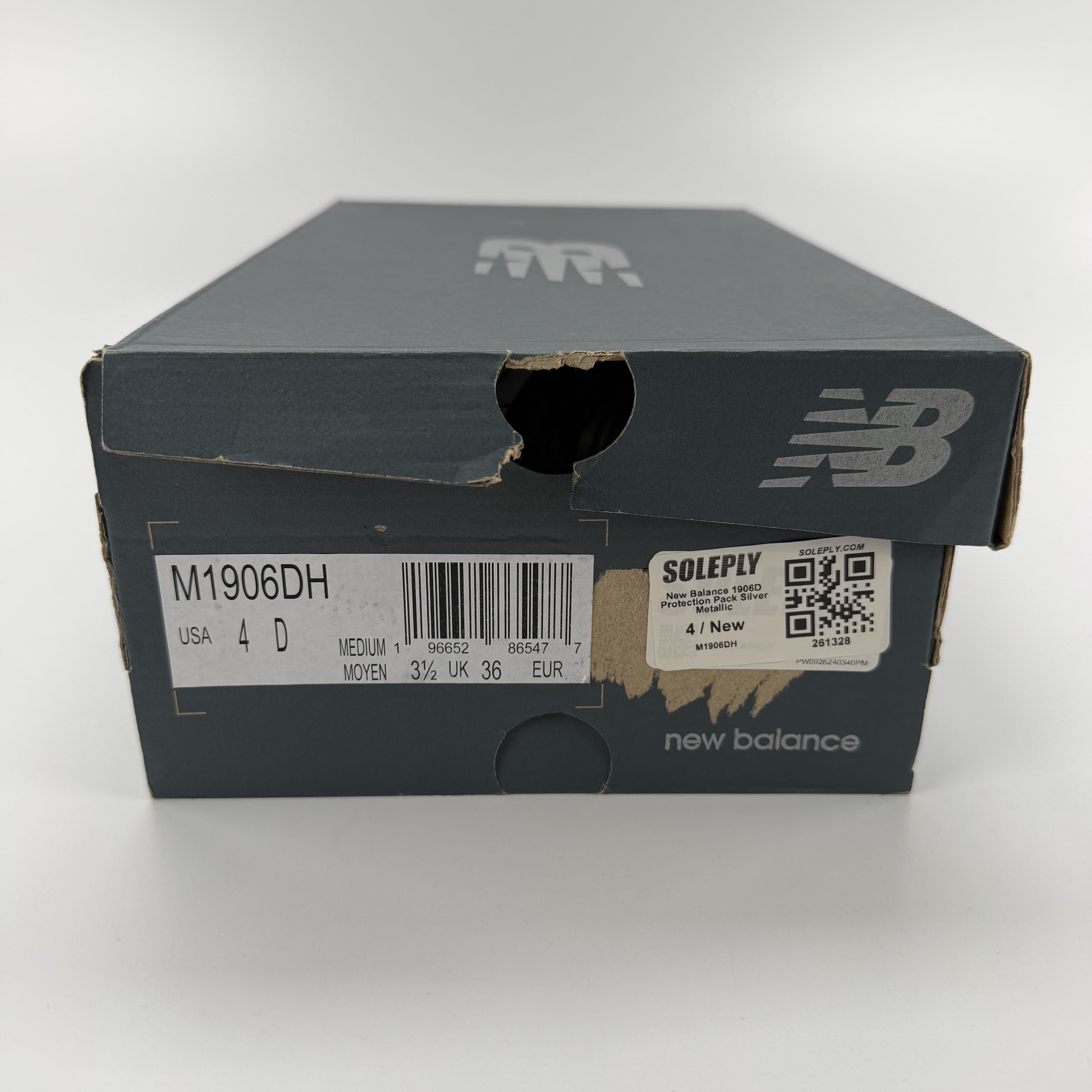 261328 New Balance 1906D Protection Pack Silver Metallic