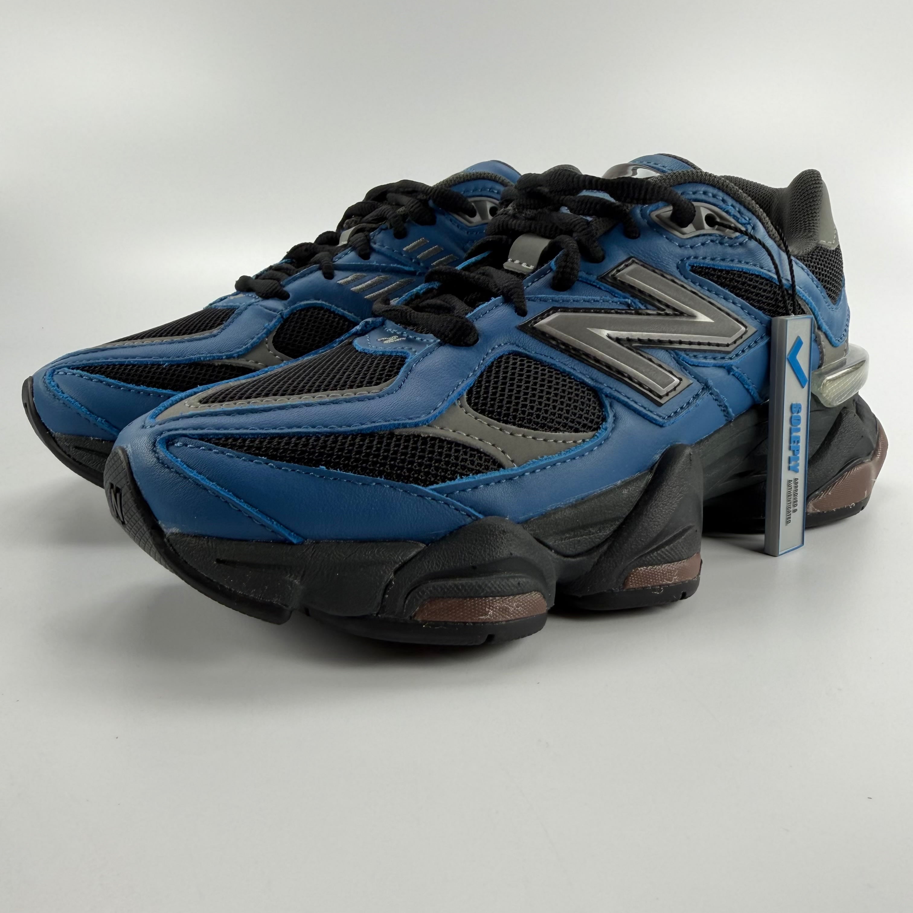 262052 New Balance 9060 Dark Royal Brown