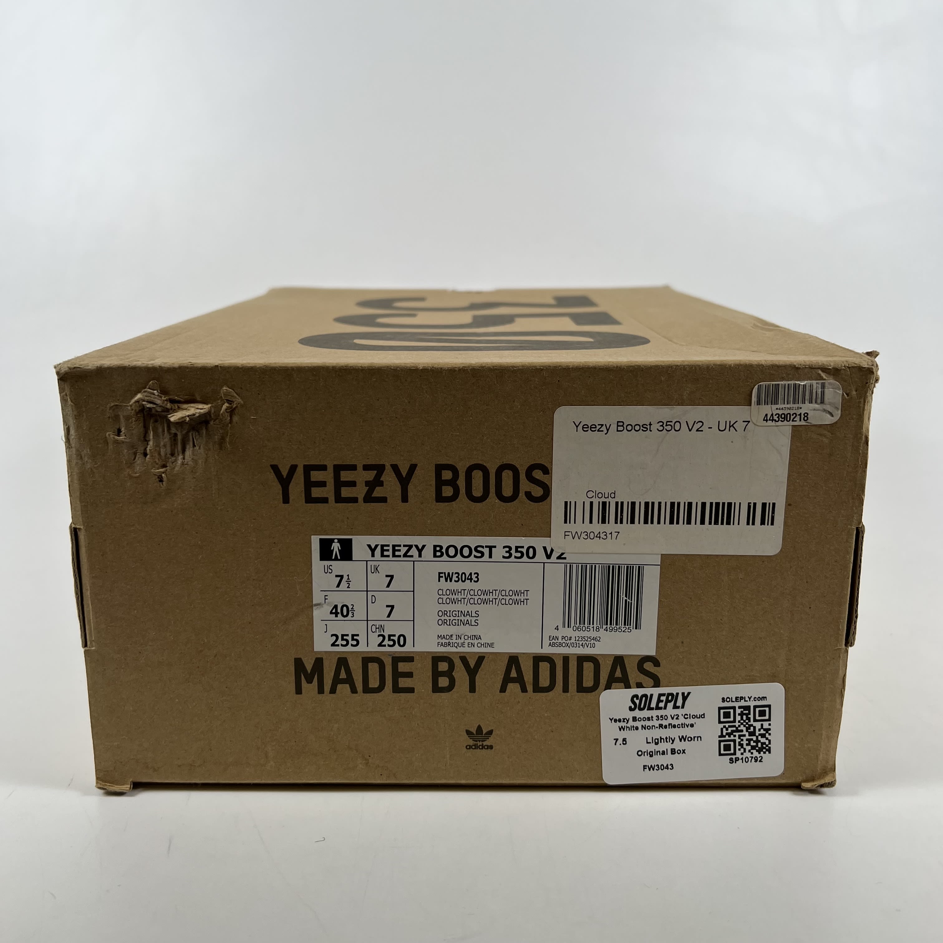 SP10792 Yeezy Boost 350 V2 'Cloud White Non-Reflective'