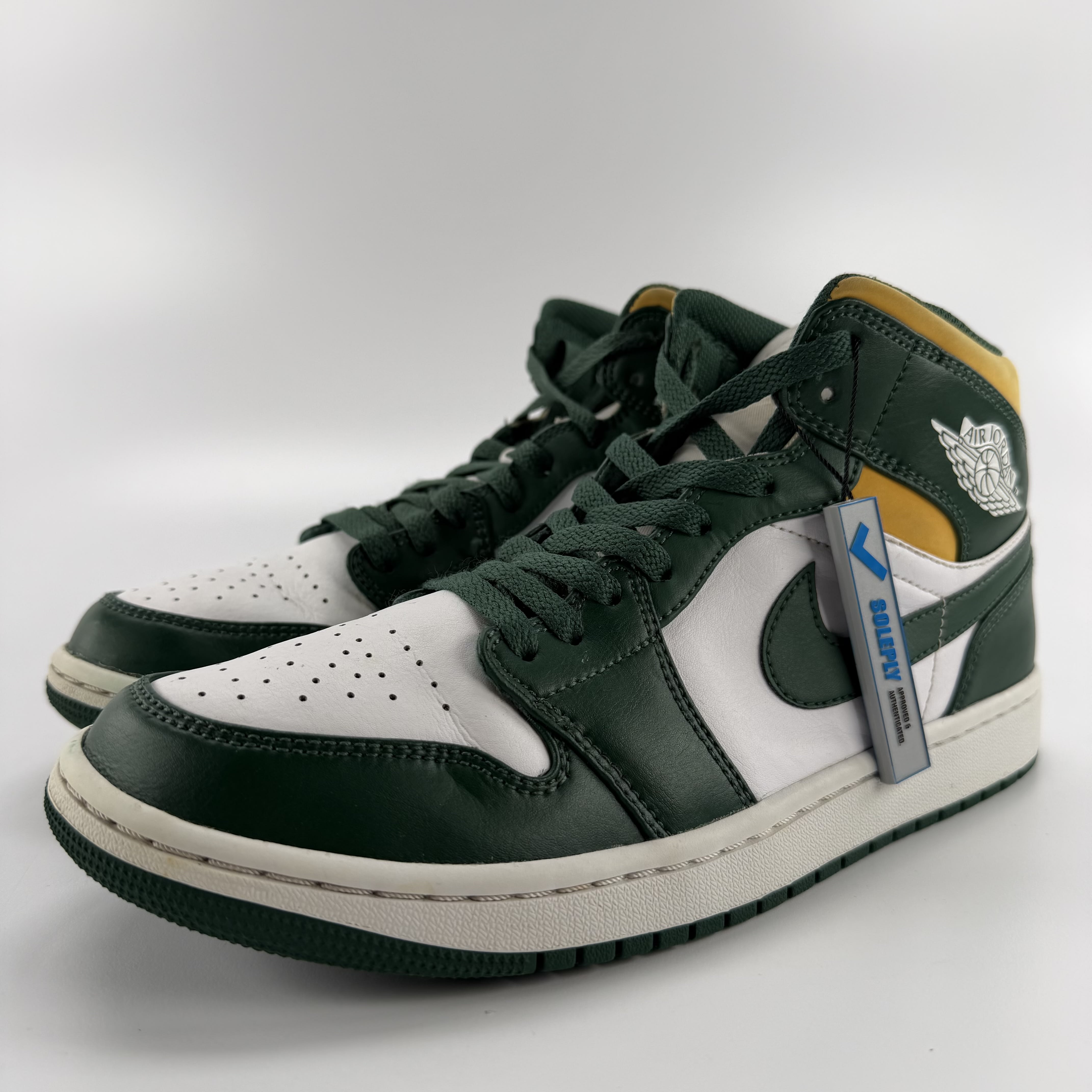 785140 Air Jordan 1 Mid 'Sonics'