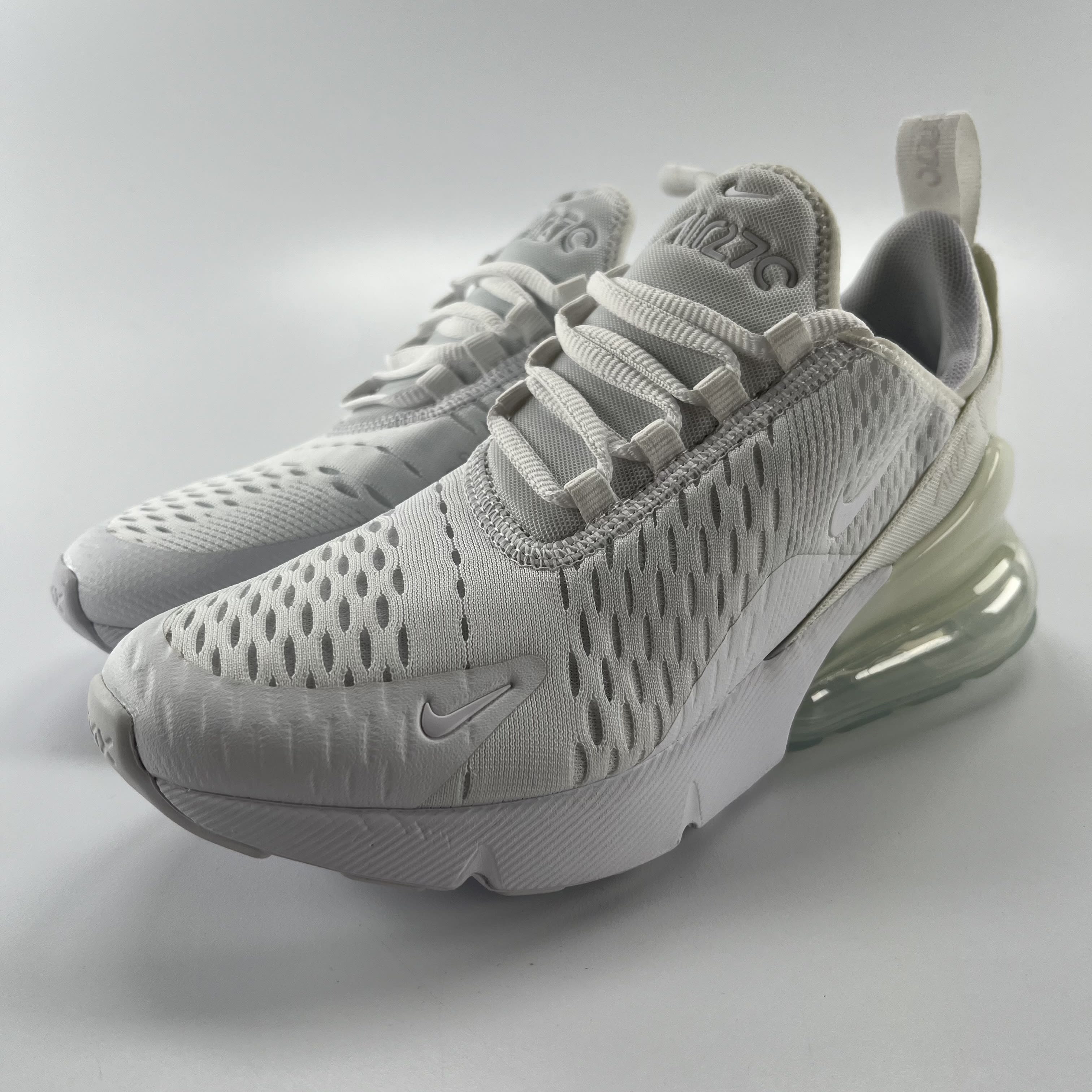 SP1496 Nike Air Max 270 White Metallic Silver (GS)