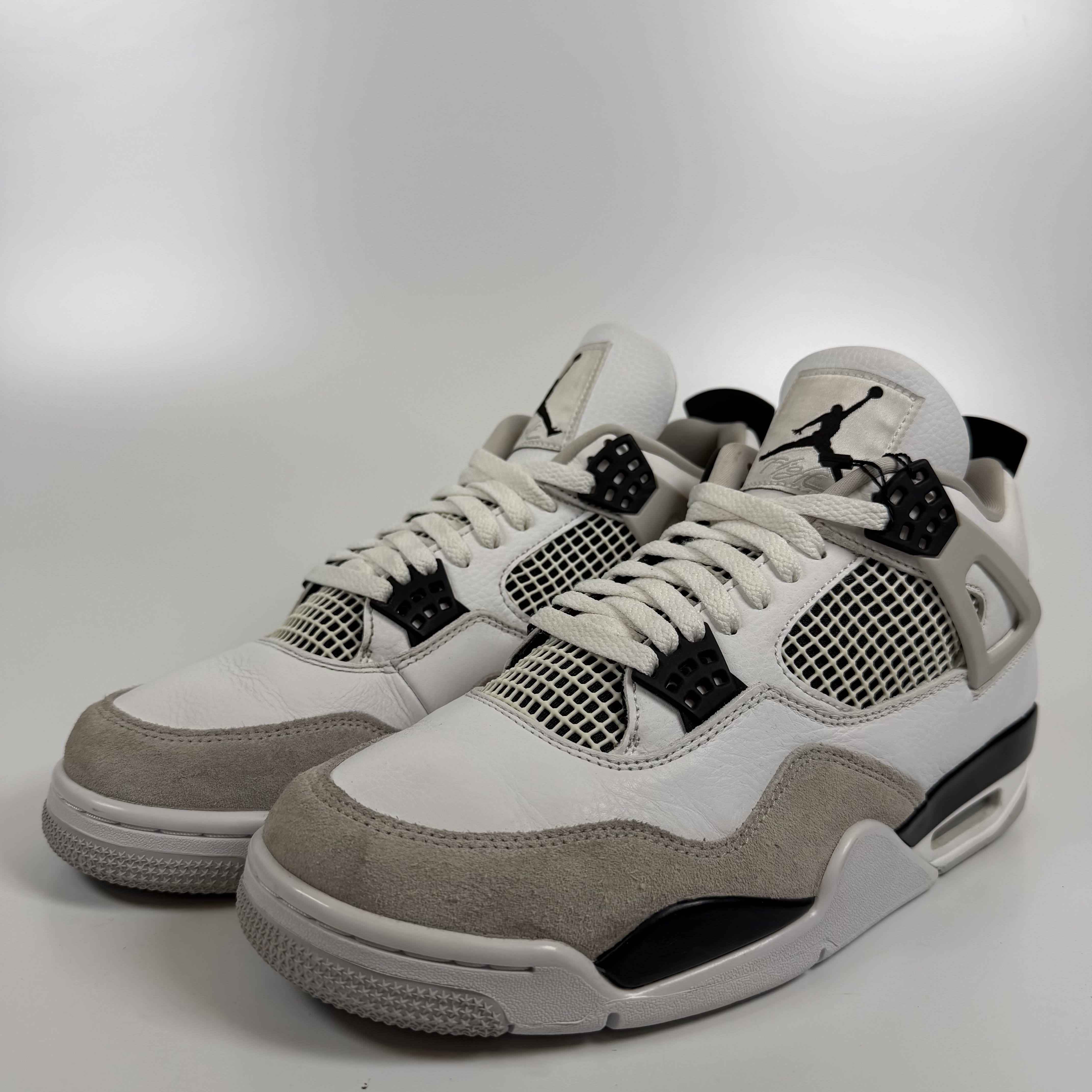 512633 Jordan 4 Retro Military Black