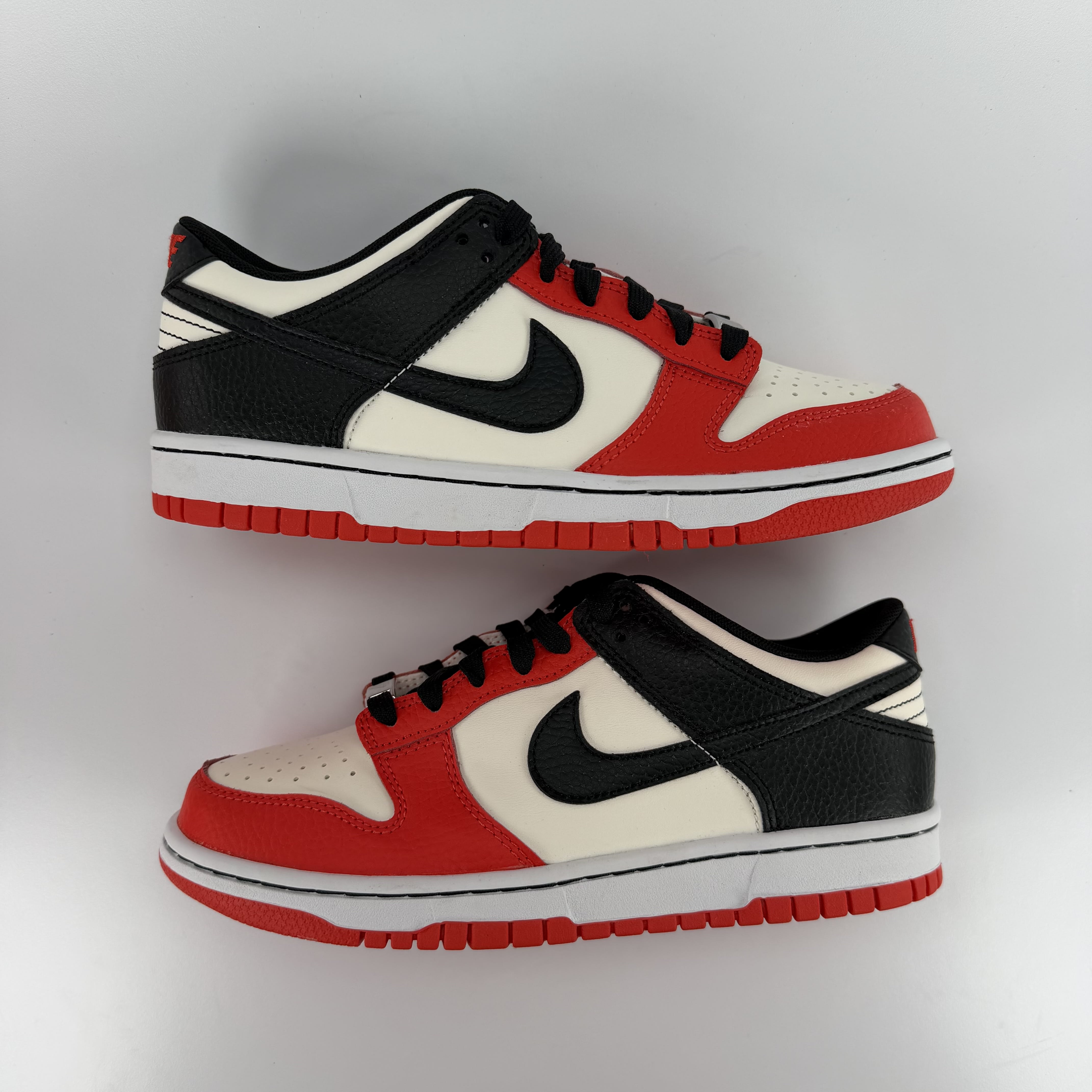 519537 Nike Dunk Low EMB NBA 75th Anniversary Chicago (GS)