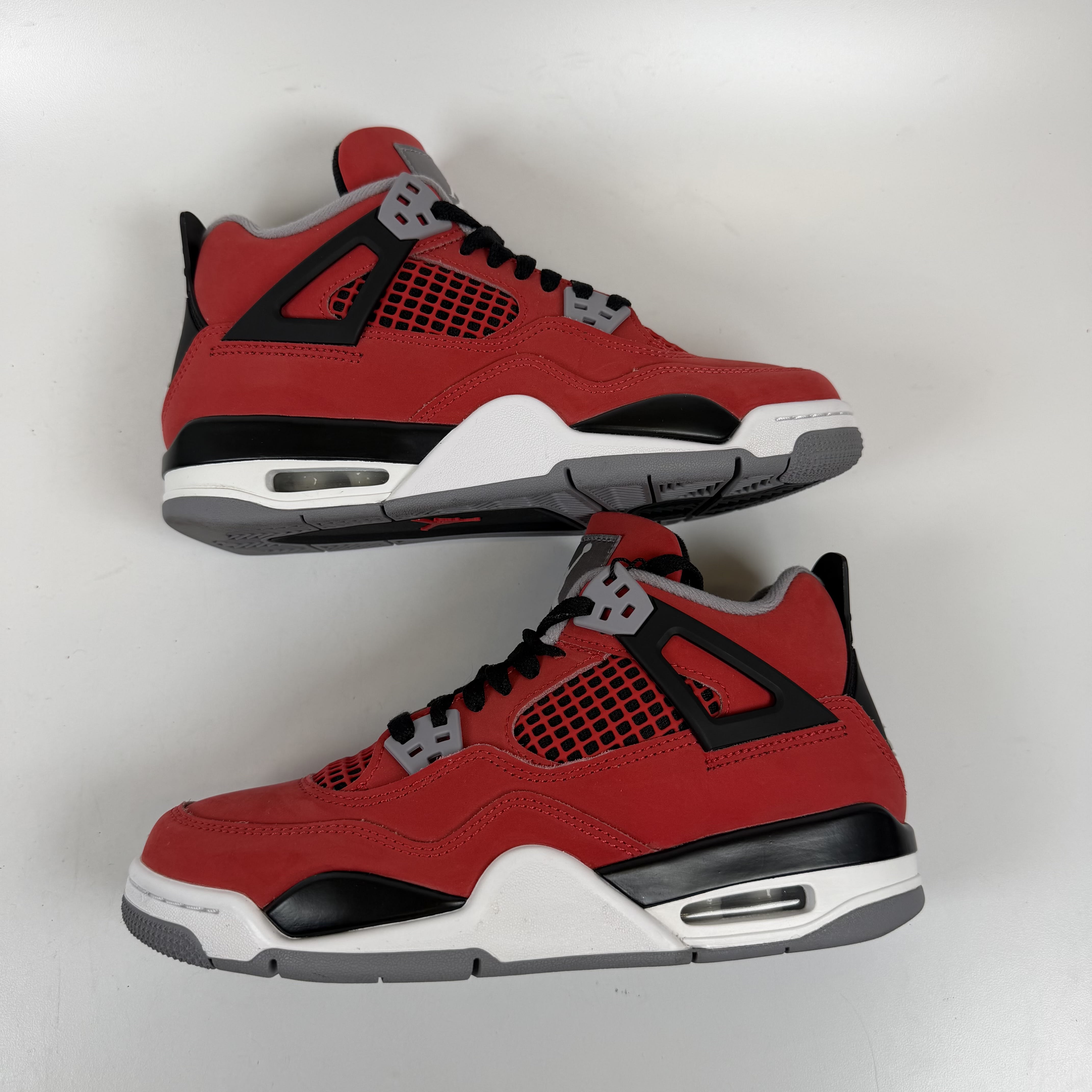 SP13443 Jordan 4 Retro Toro Bravo (2026) (GS)
