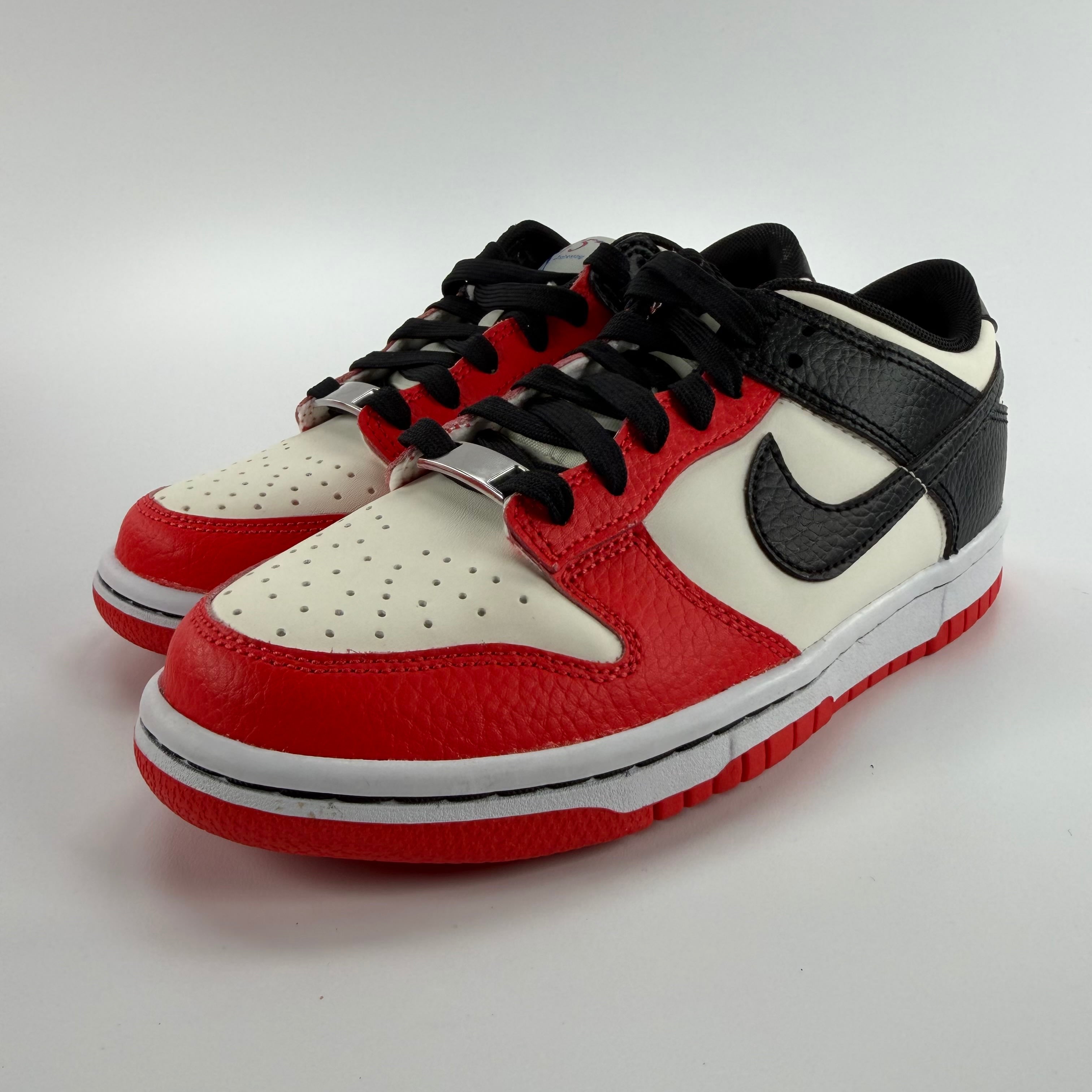 282901 Nike Dunk Low EMB NBA 75th Anniversary Chicago (GS)