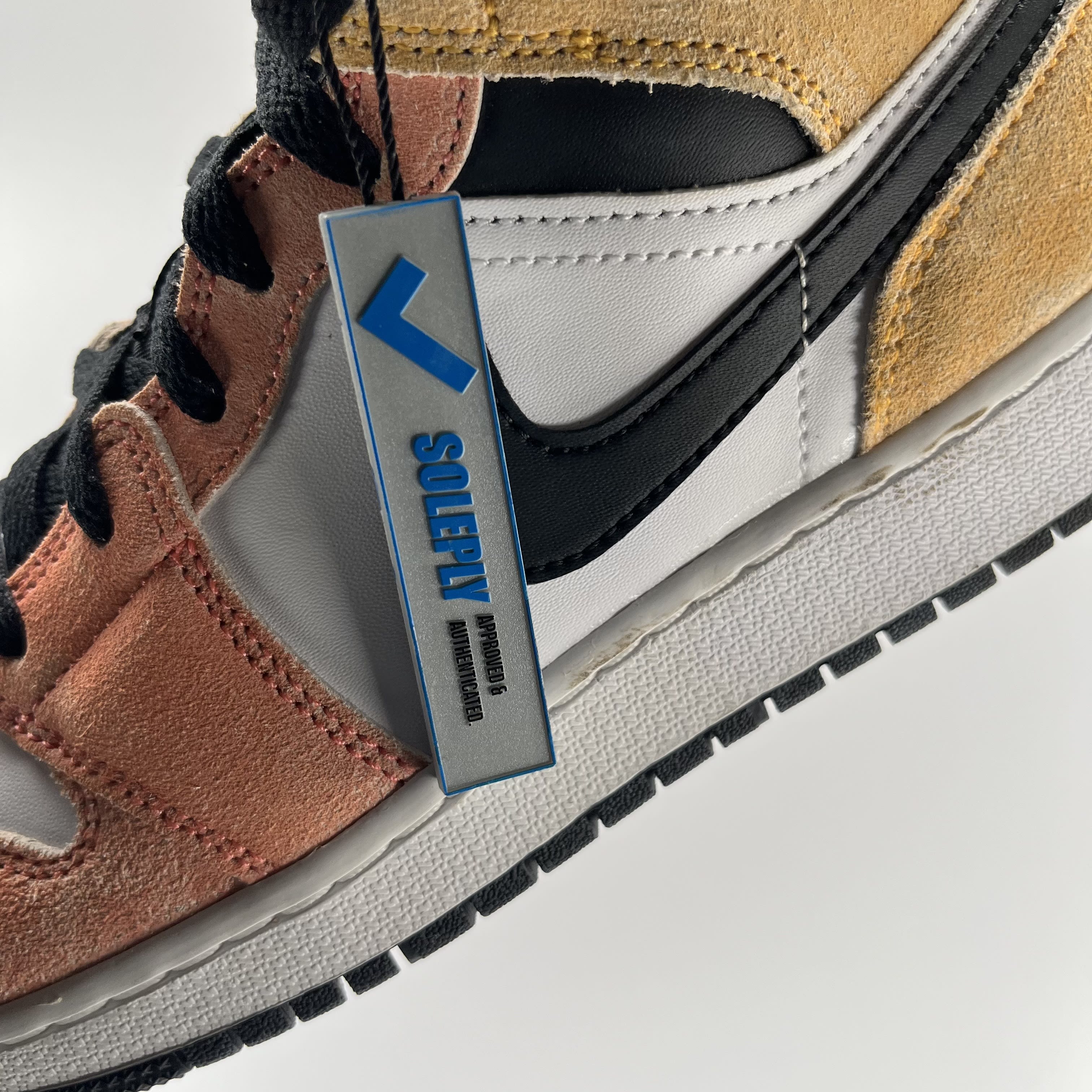 616515 Jordan 1 Mid SE Flight Club (GS)