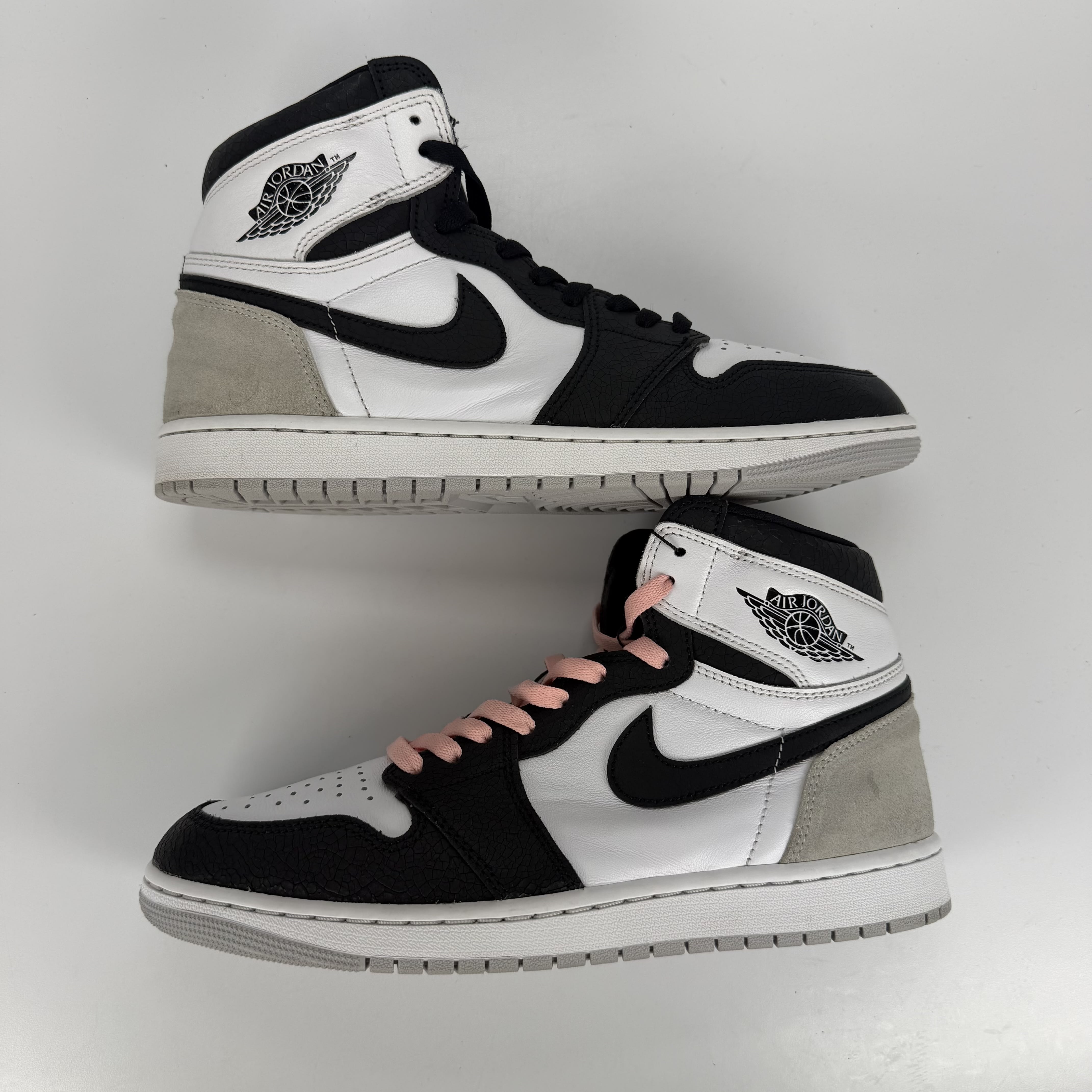766828 Jordan 1 Retro High OG Bleached Coral