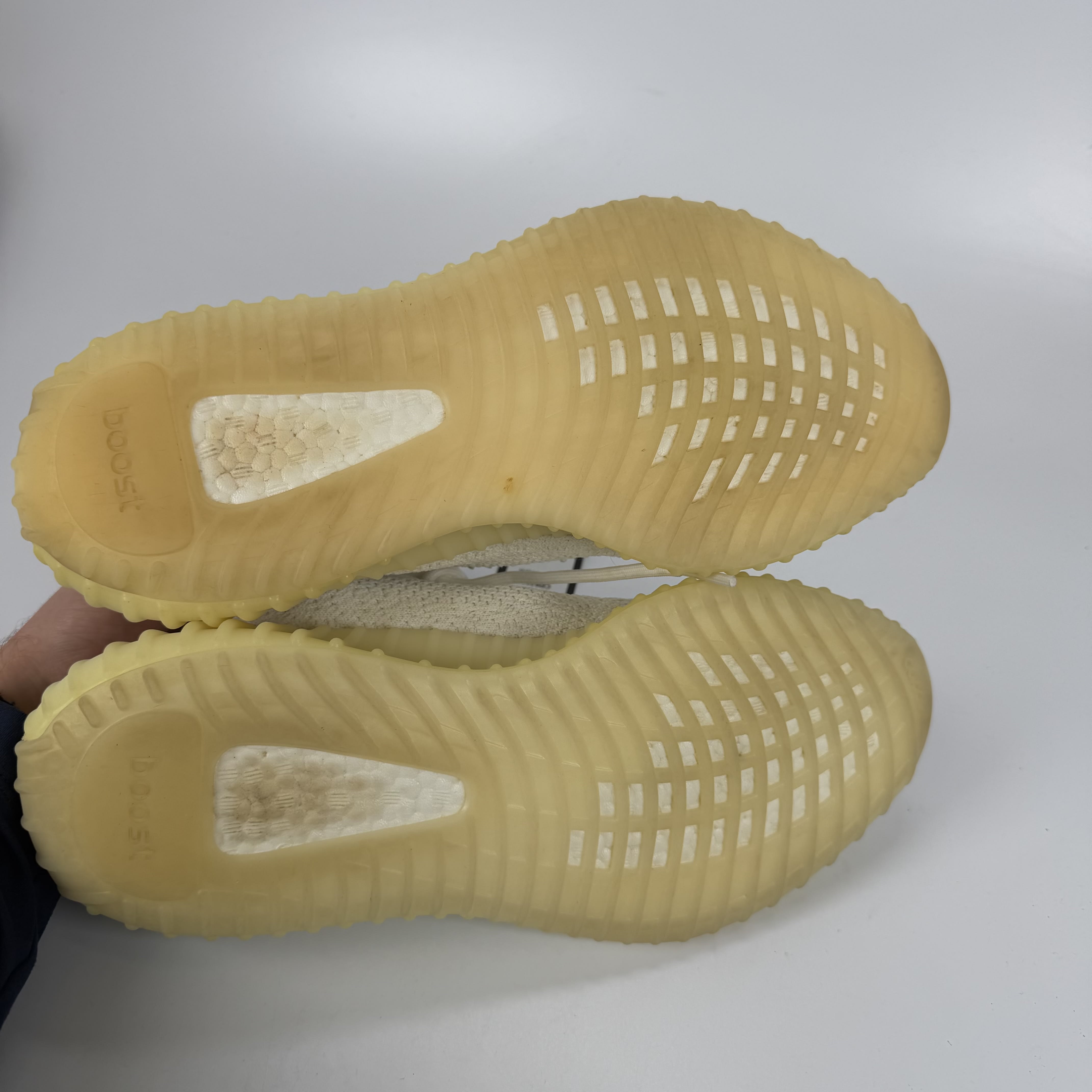 698367 Yeezy Boost 350 V2 'Cream White / Triple White'