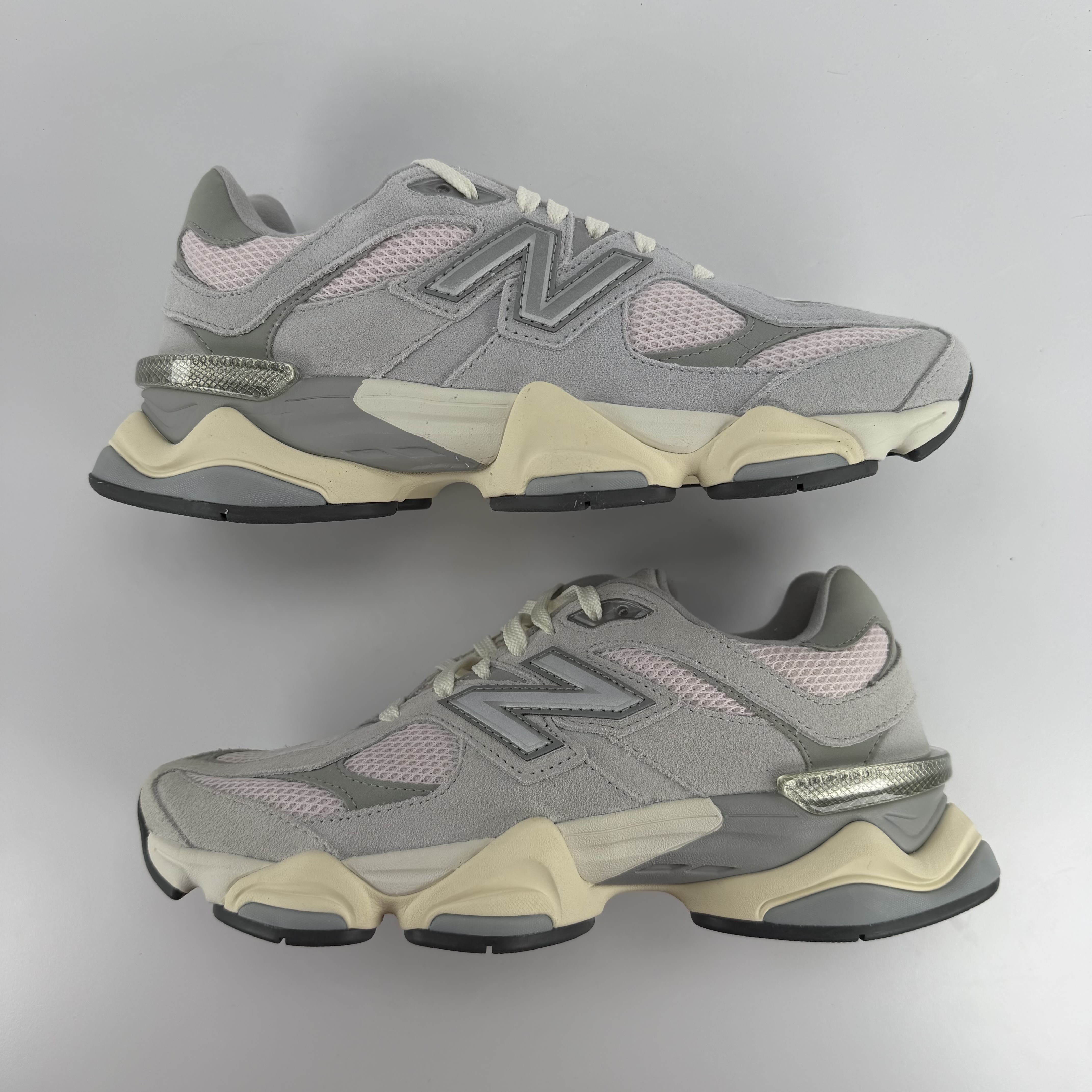 263773 New Balance 9060 Granite Pink