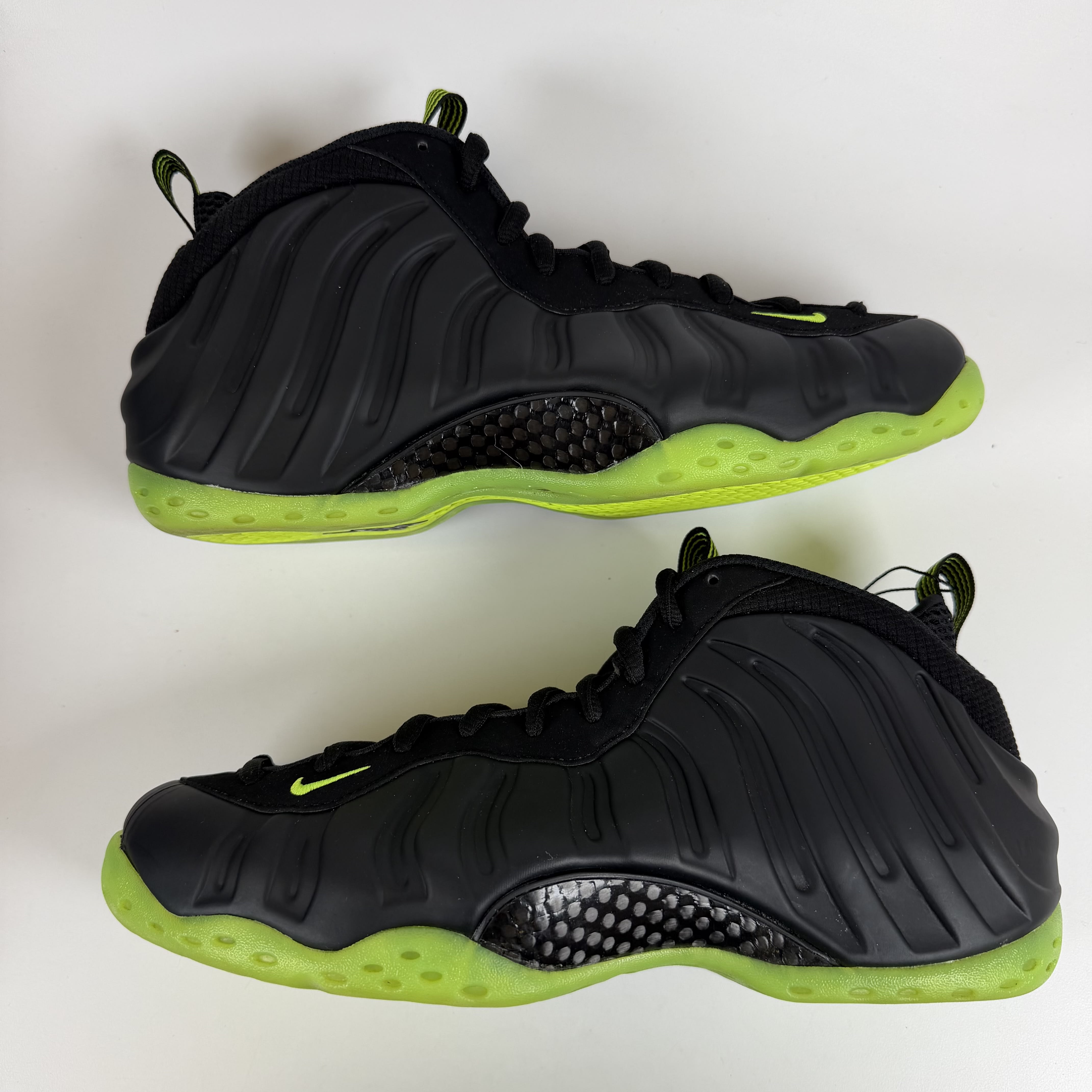 SP8115 Nike Air Foamposite One Black Volt