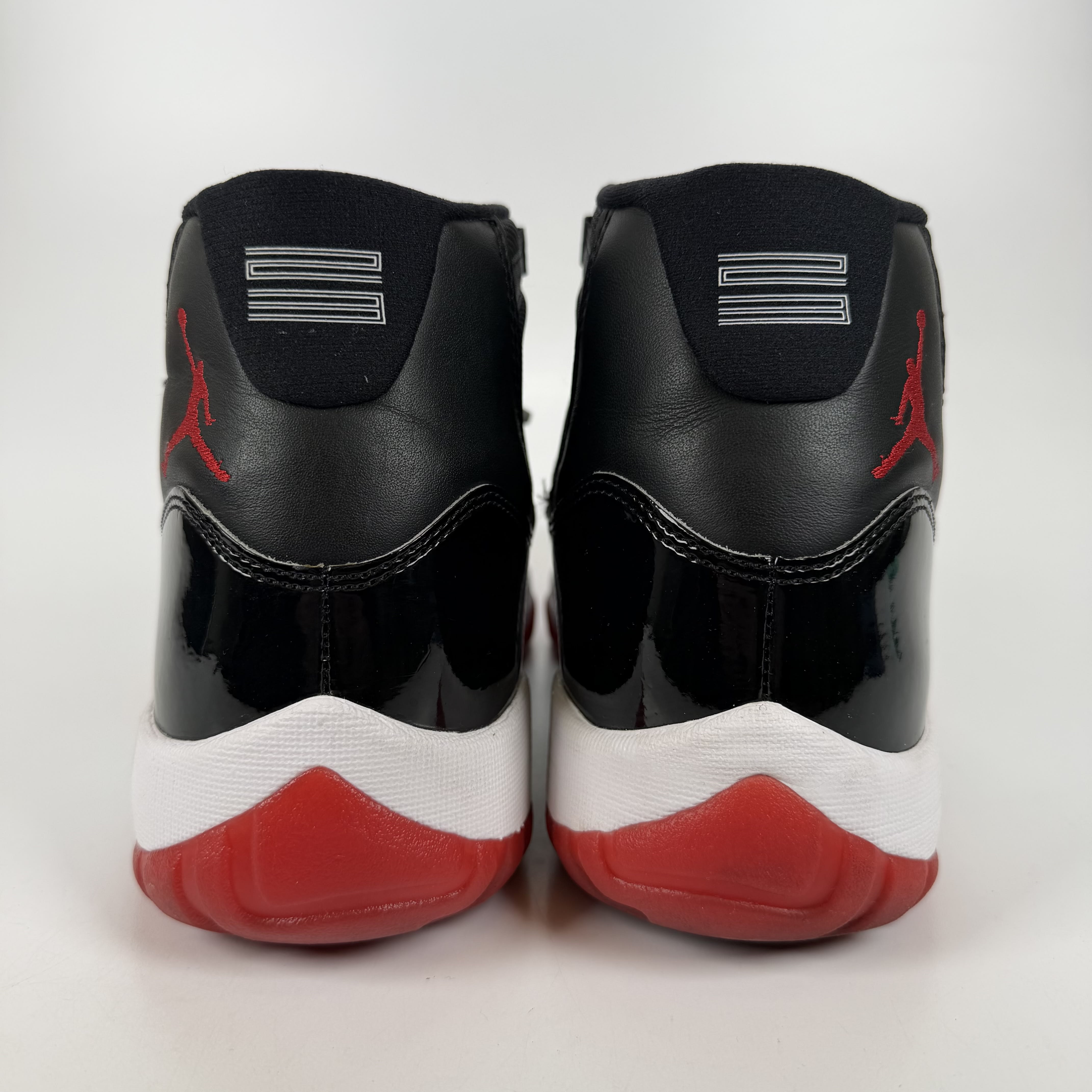 694806 Jordan 11 Retro Playoffs Bred (2019)