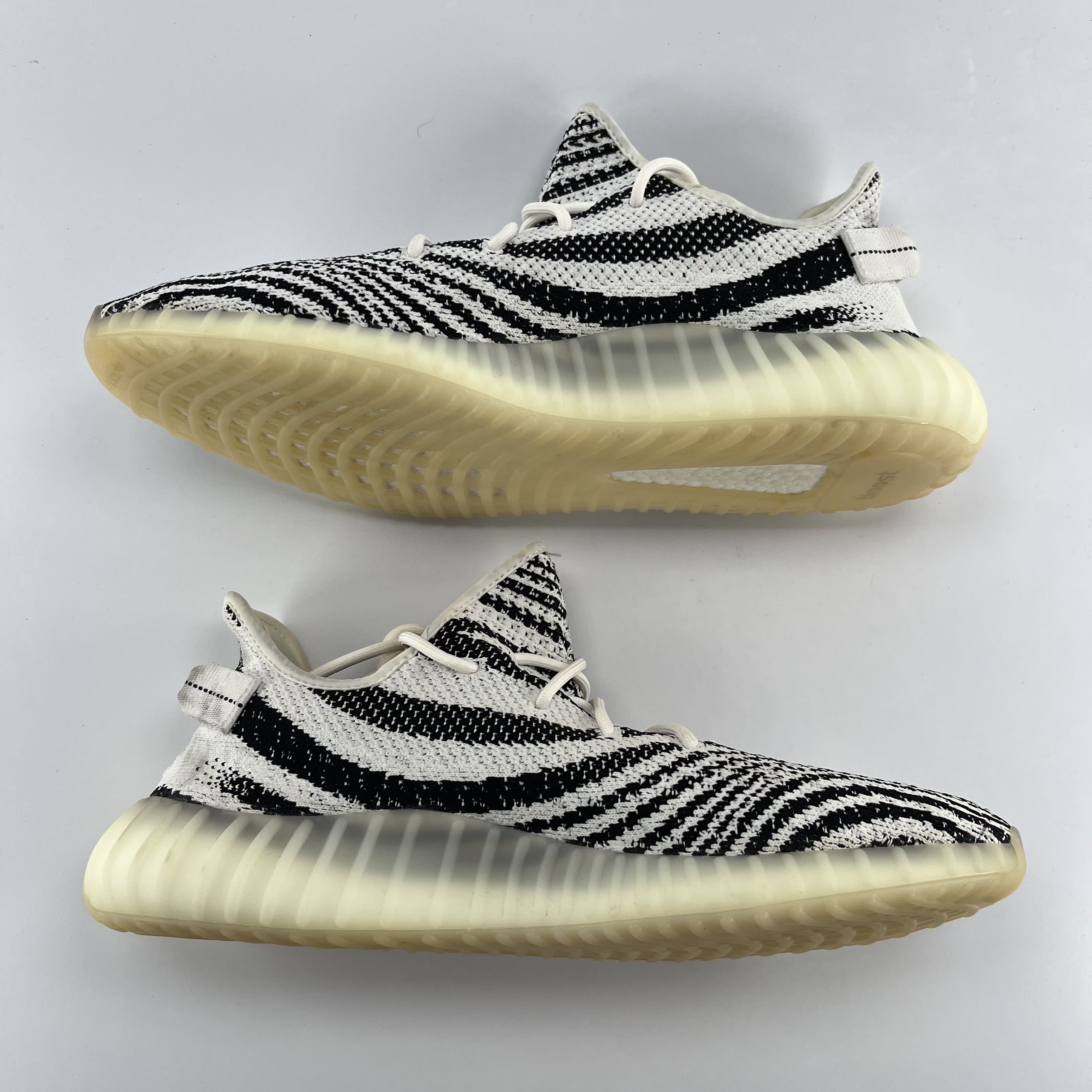 583452 adidas Yeezy Boost 350 V2 Zebra