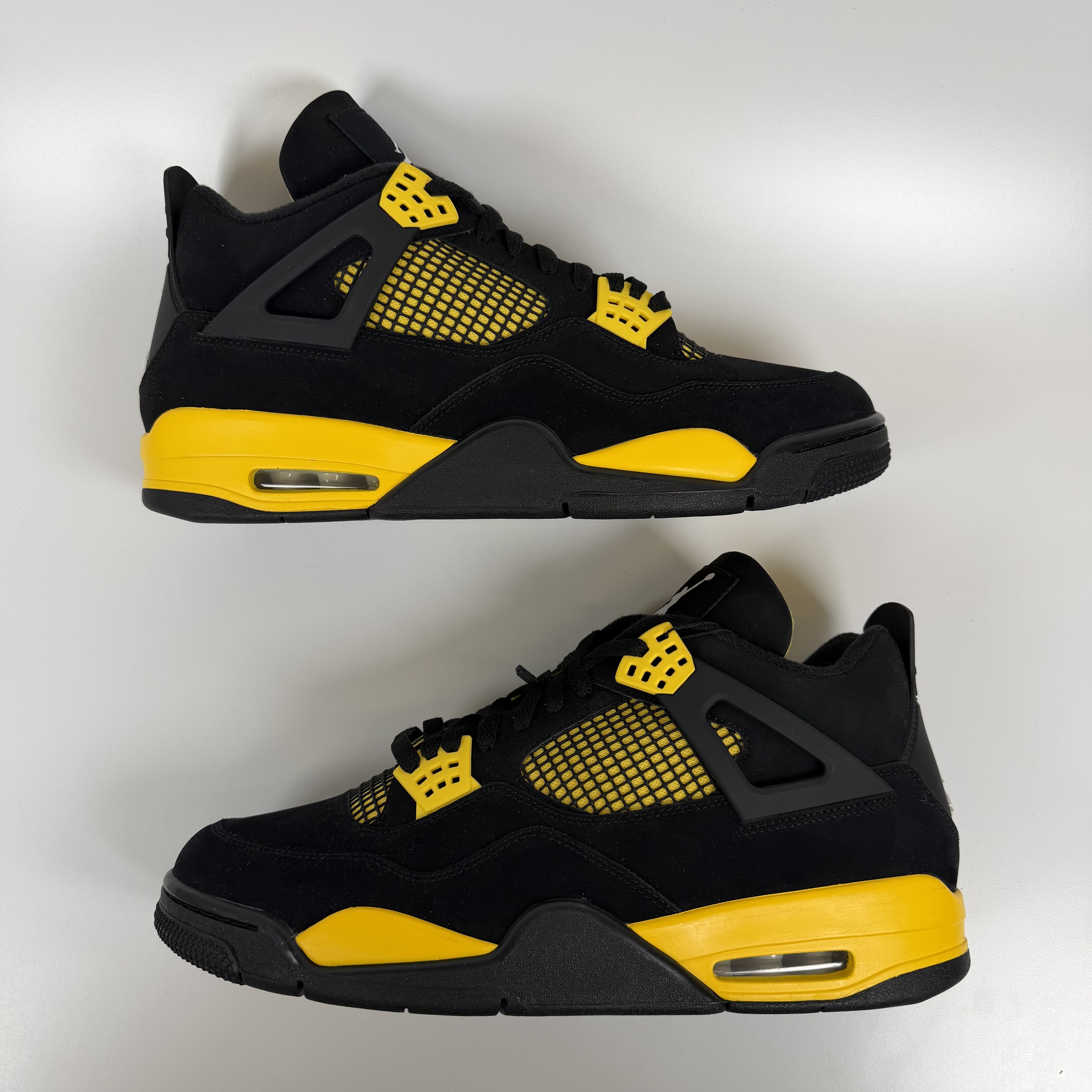 SP2065 Jordan 4 Retro Thunder (2023)