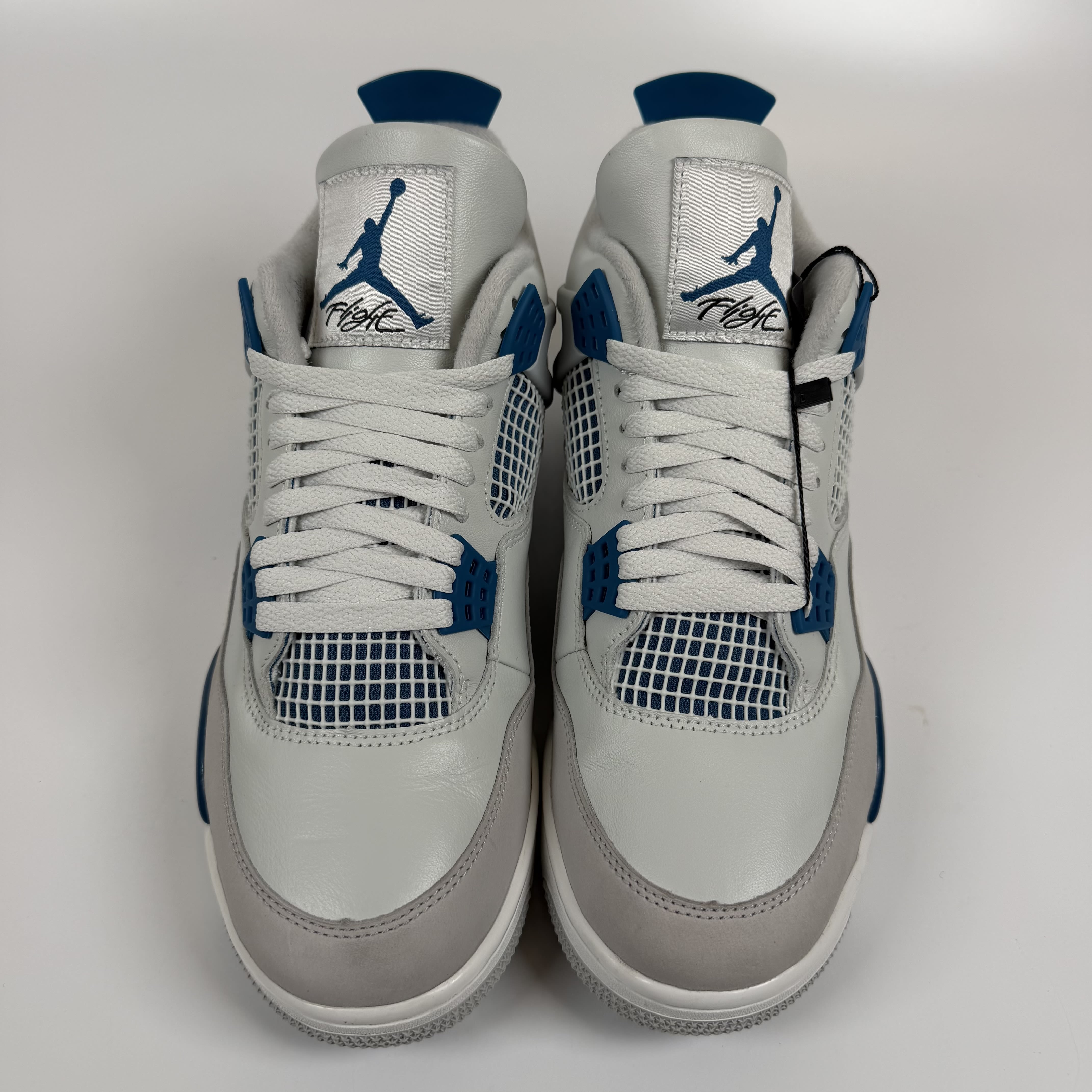 674902 Jordan 4 Retro Military Blue (2024)