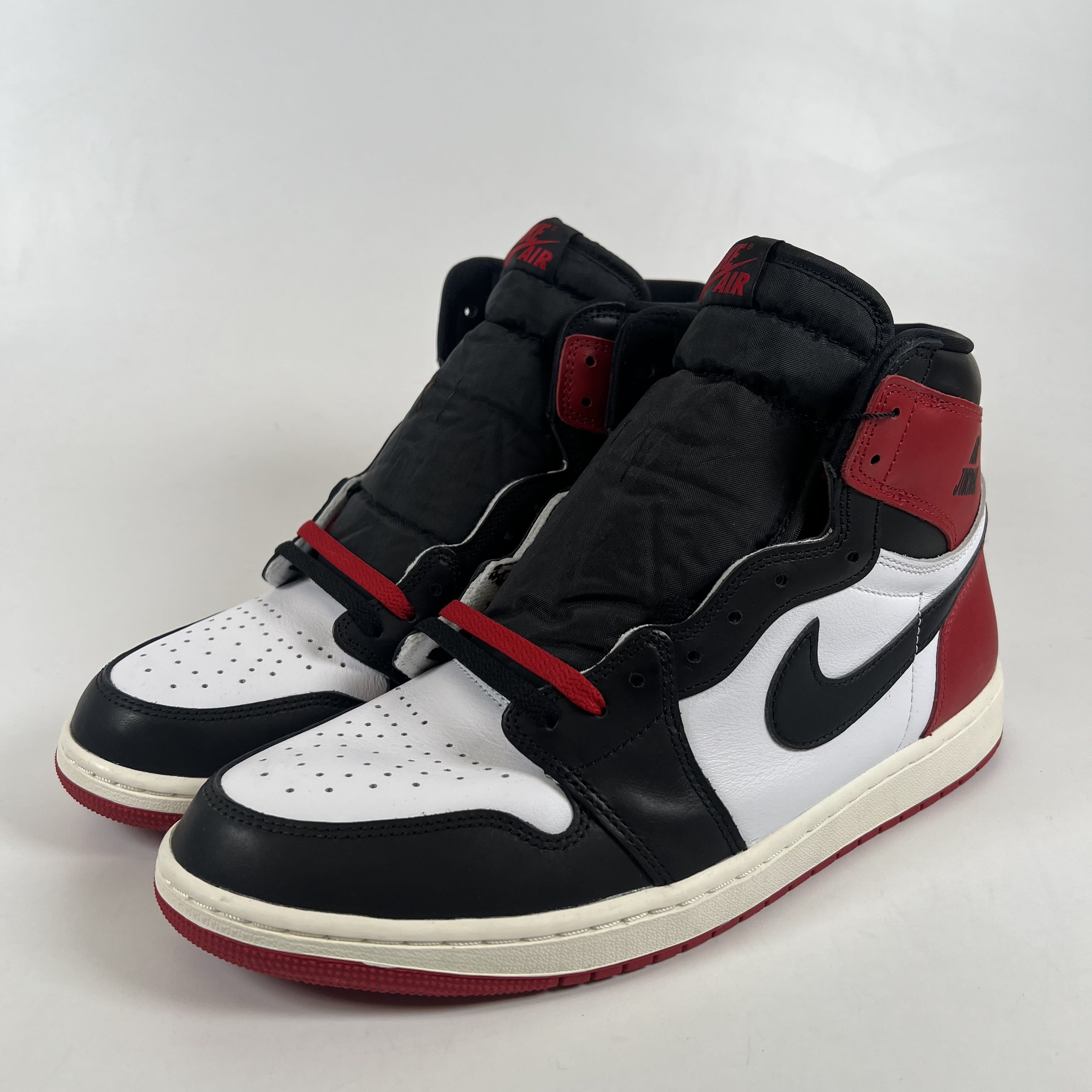 SP10777 Jordan 1 Retro High OG Black Toe Reimagined