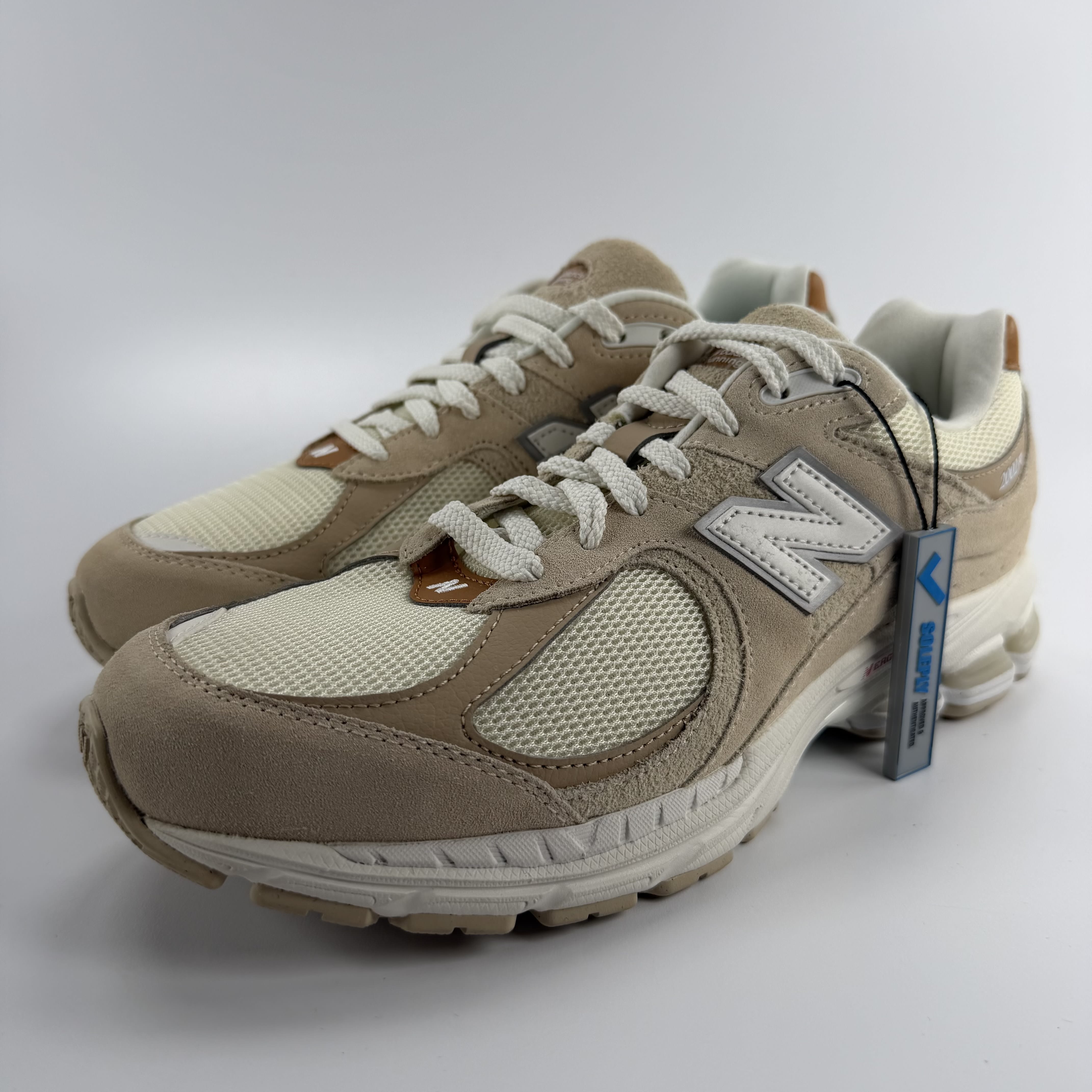 323111 New Balance 2002R Sandstone