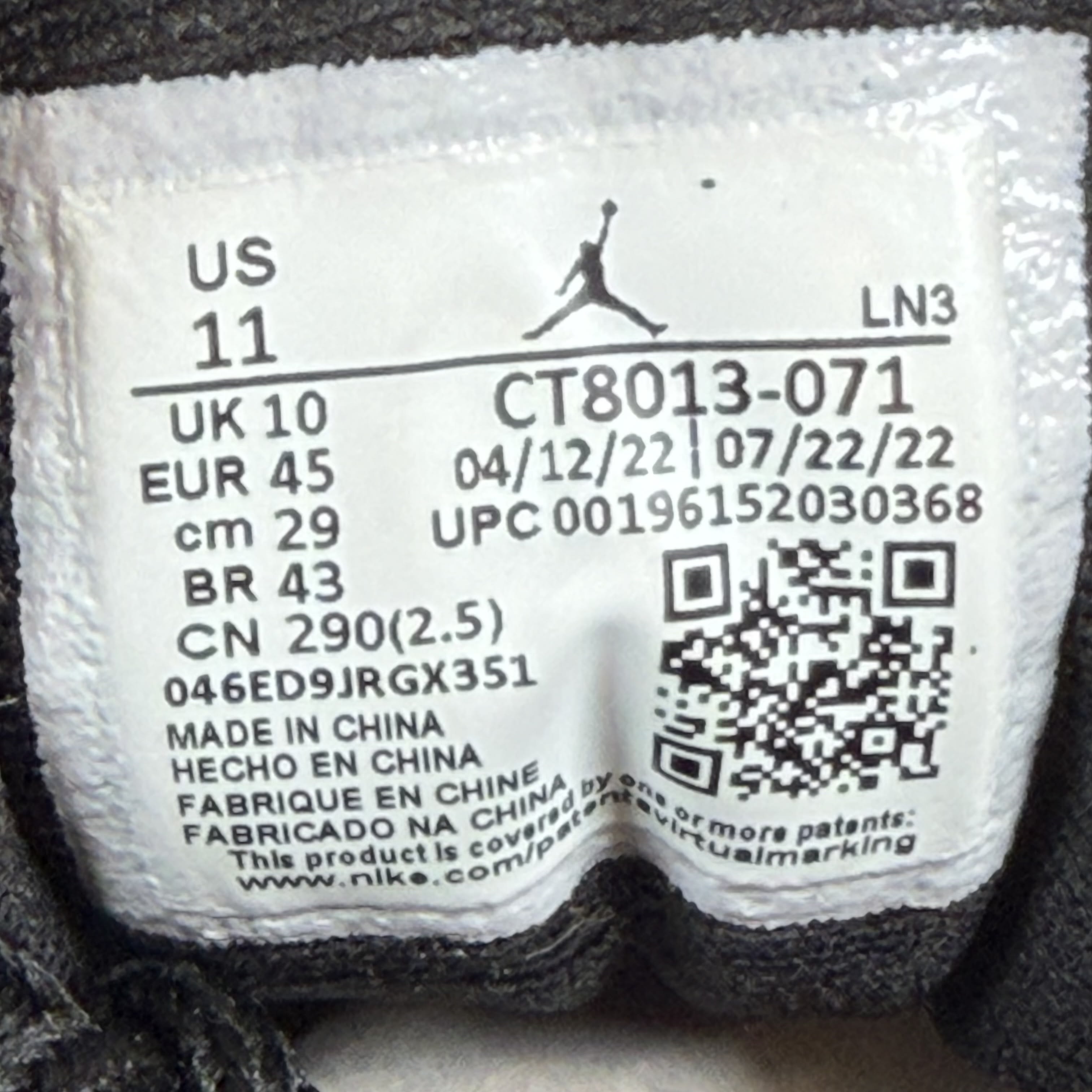 709475 Jordan 12 Retro Black Taxi