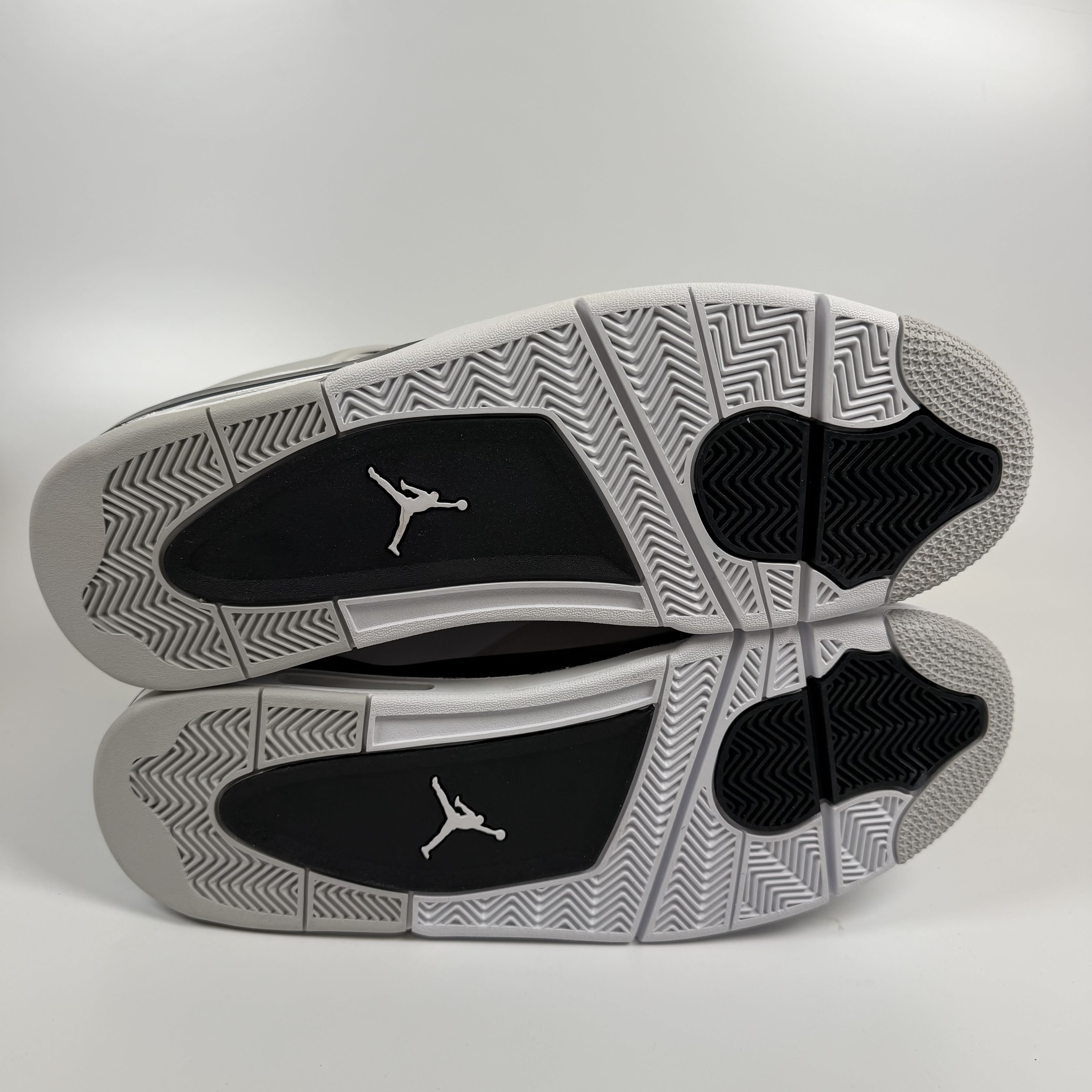 SP1413 Jordan 4 Retro Military Black