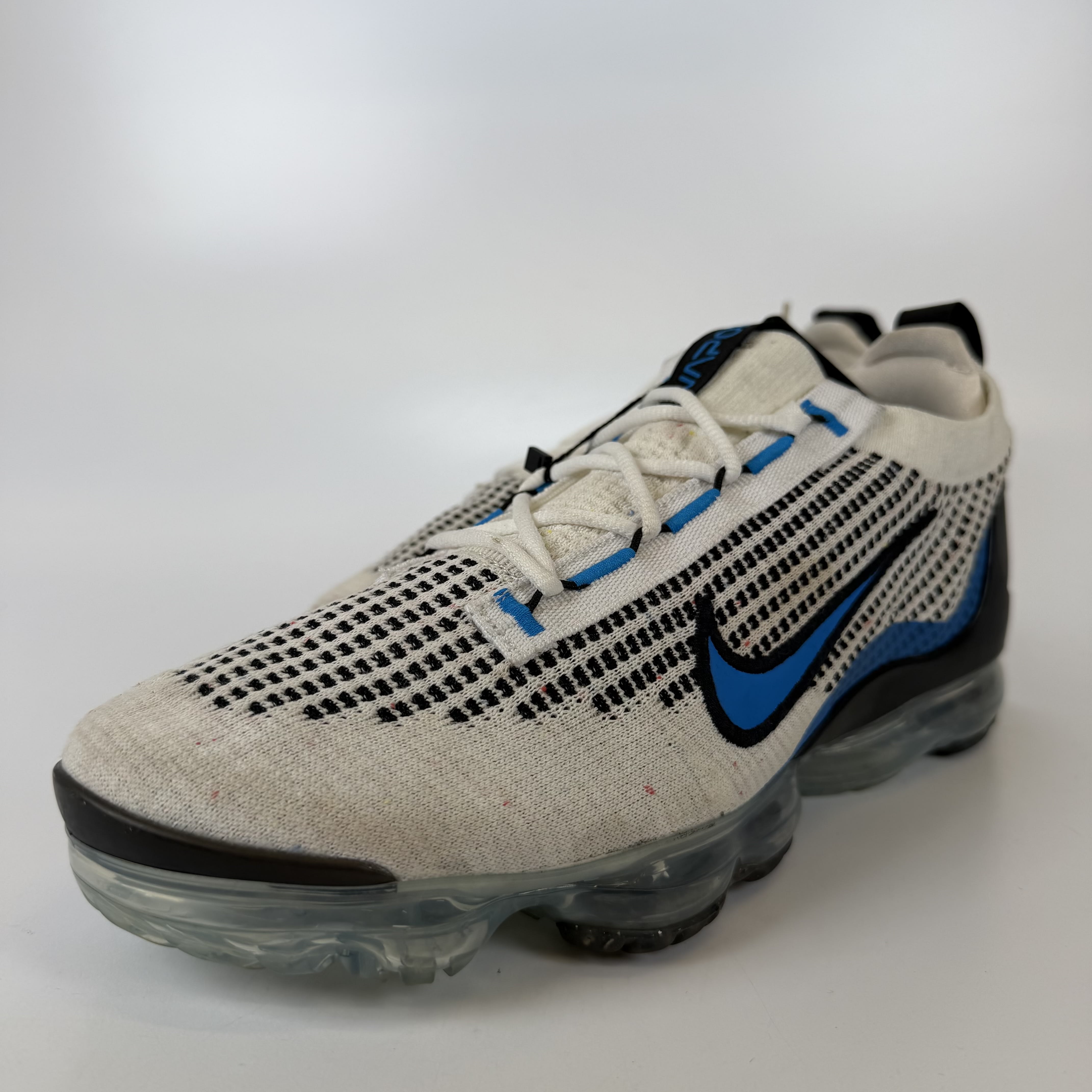 441877 Nike Air VaporMax 2021 Flyknit White Black Photo Blue