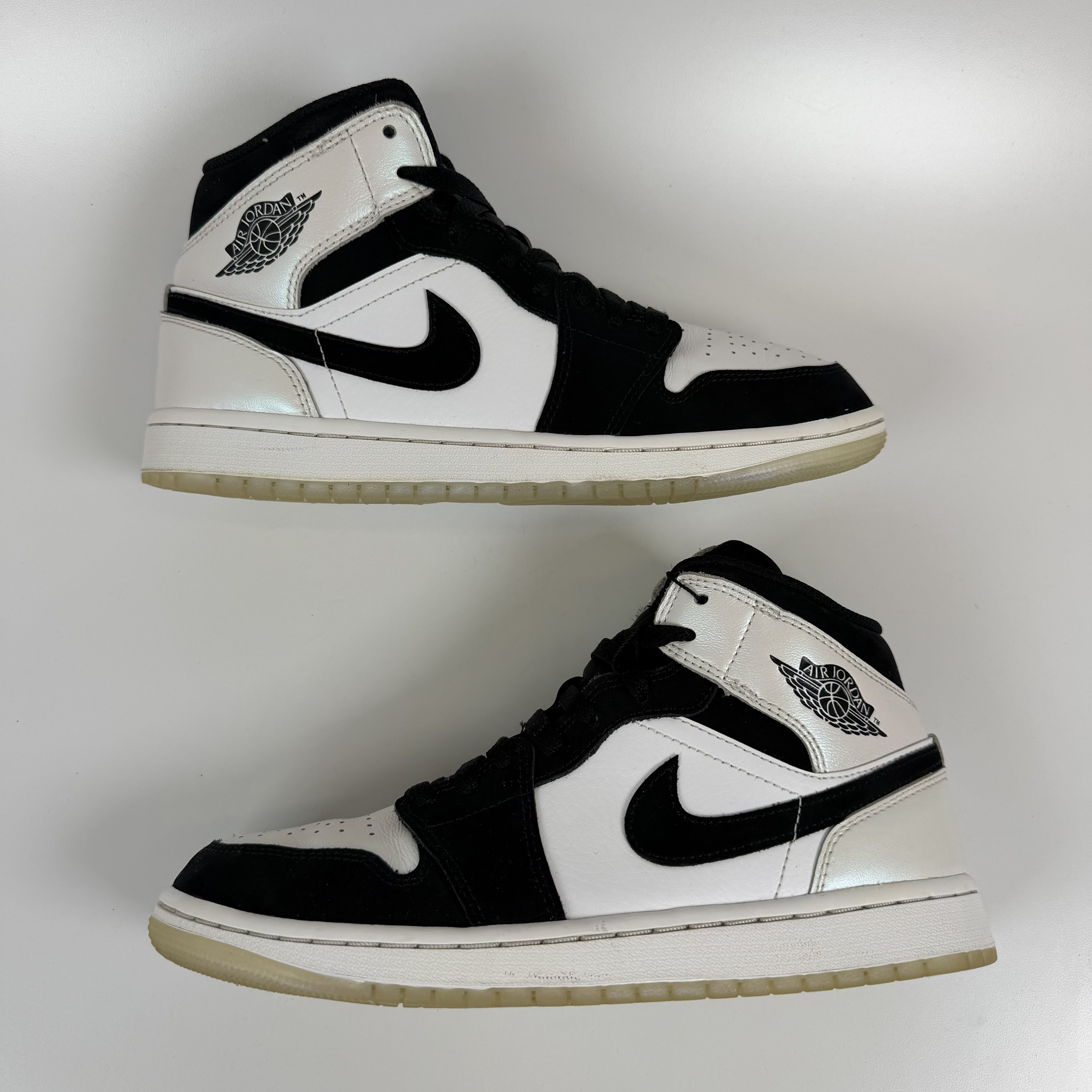 435572 Jordan 1 Mid Diamond Shorts