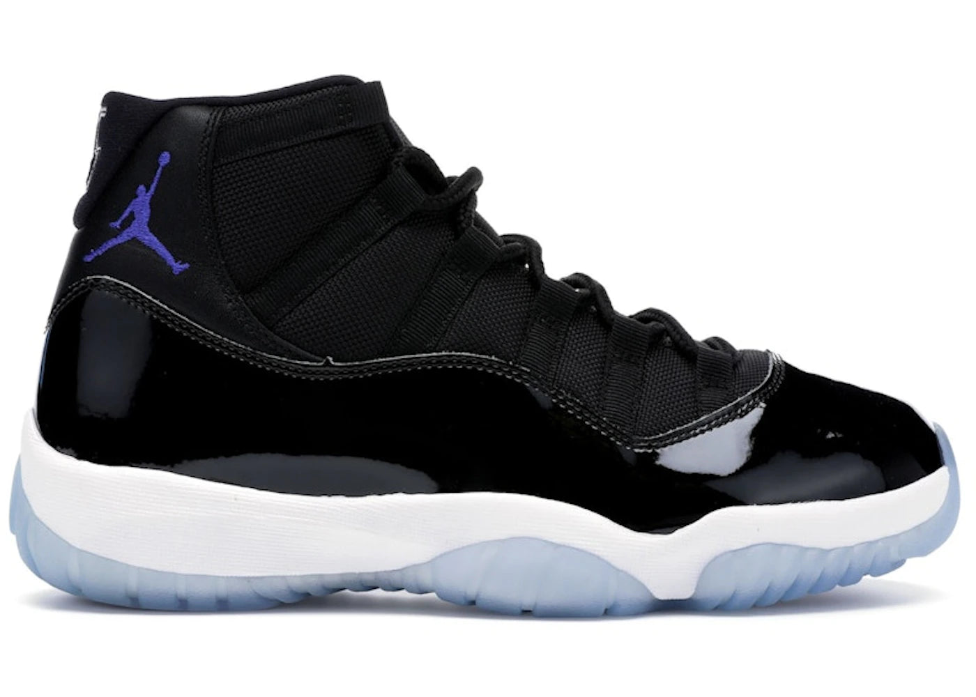 https://images.stockx.com/images/Jordan-11-Retro-Space-Jams-2016-Product.jpg?fit=fill&bg=FFFFFF&w=700&h=500&fm=webp&auto=compress&q=90&dpr=2&trim=color&updated_at=1738193358