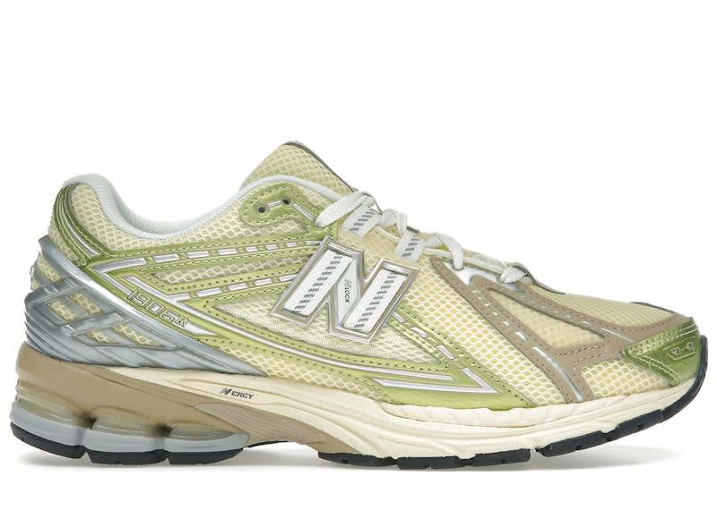 SP15218 New Balance 1906R Yellow Parchment