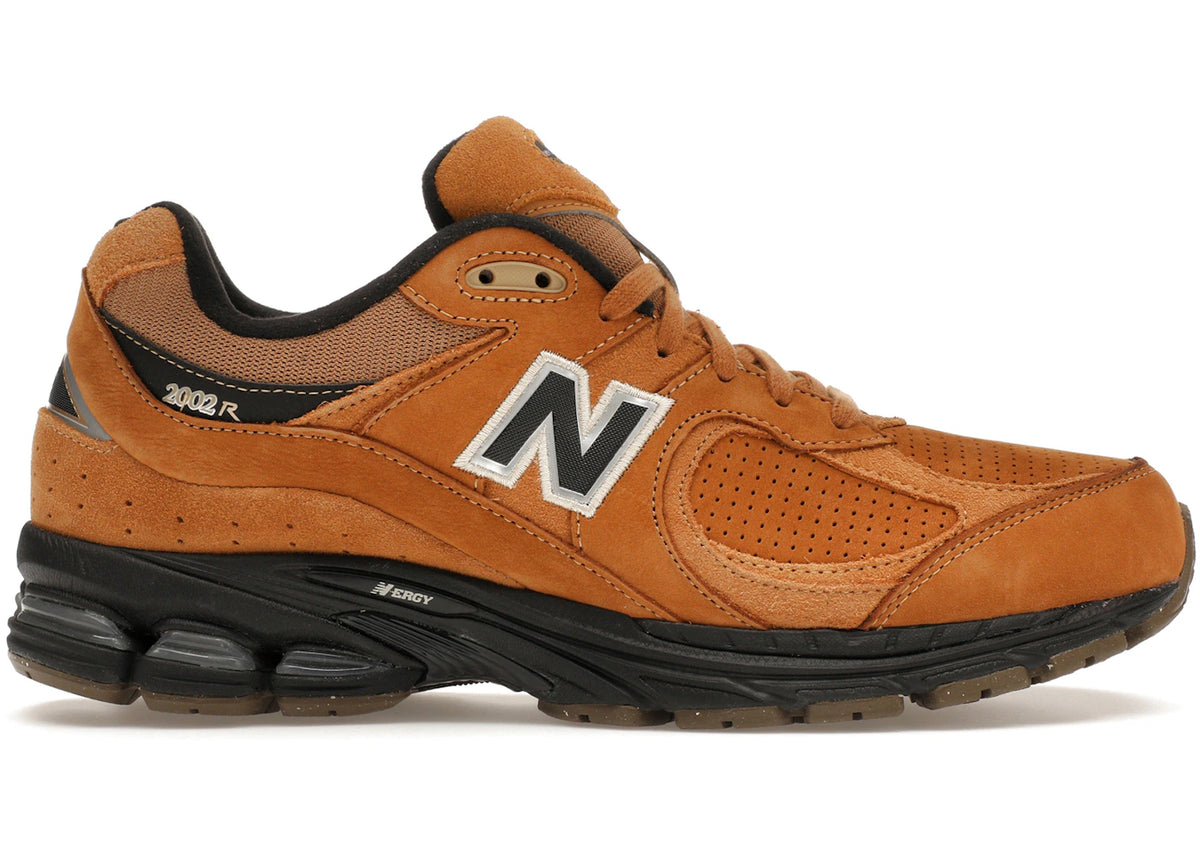 https://images.stockx.com/images/New-Balance-2002R-Tobacco-Product.jpg?fit=fill&bg=FFFFFF&w=700&h=500&fm=webp&auto=compress&q=90&dpr=2&trim=color&updated_at=1738193358