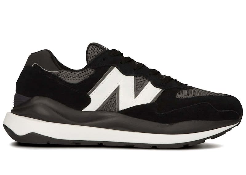 SP4887 New Balance 57/40 Black Grey White