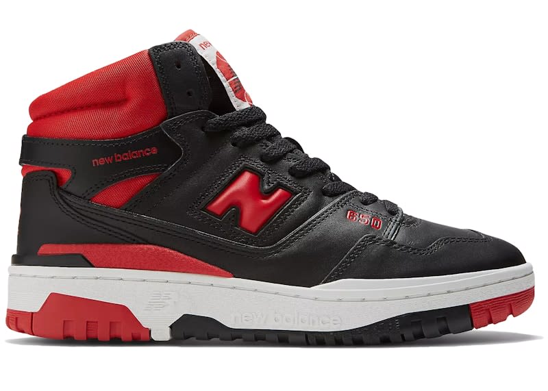 https://res.cloudinary.com/dlqdbsx2k/image/upload/v1780263133/New-Balance-650R-Black-Red_zvgpgr.jpg