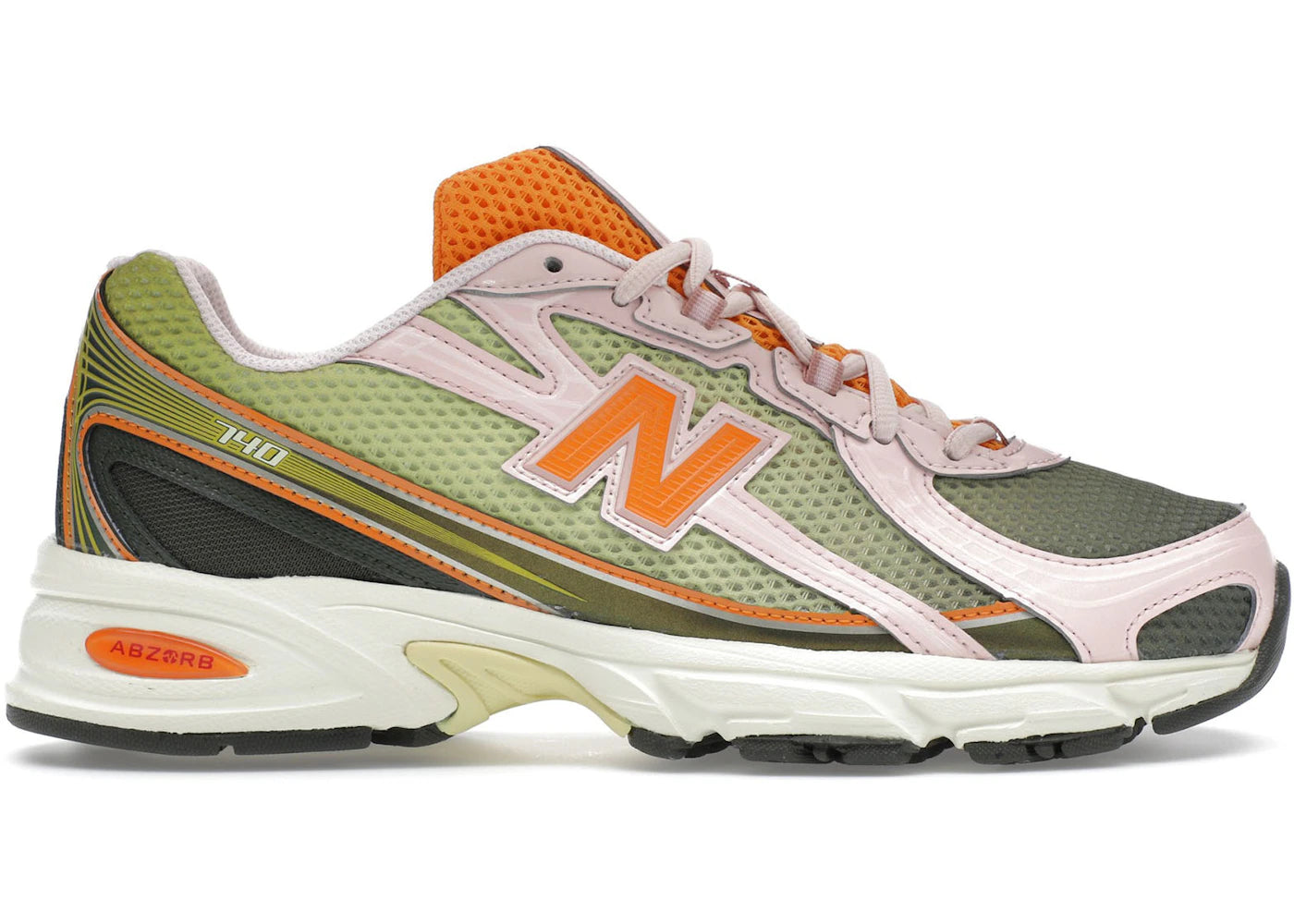 https://images.stockx.com/images/New-Balance-740-Concepts-Saignee-Product.jpg?fit=fill&bg=FFFFFF&w=700&h=500&fm=webp&auto=compress&q=90&dpr=2&trim=color&updated_at=1738193358