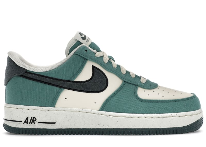 SP469 Nike Air Force 1 '07 Vintage Green