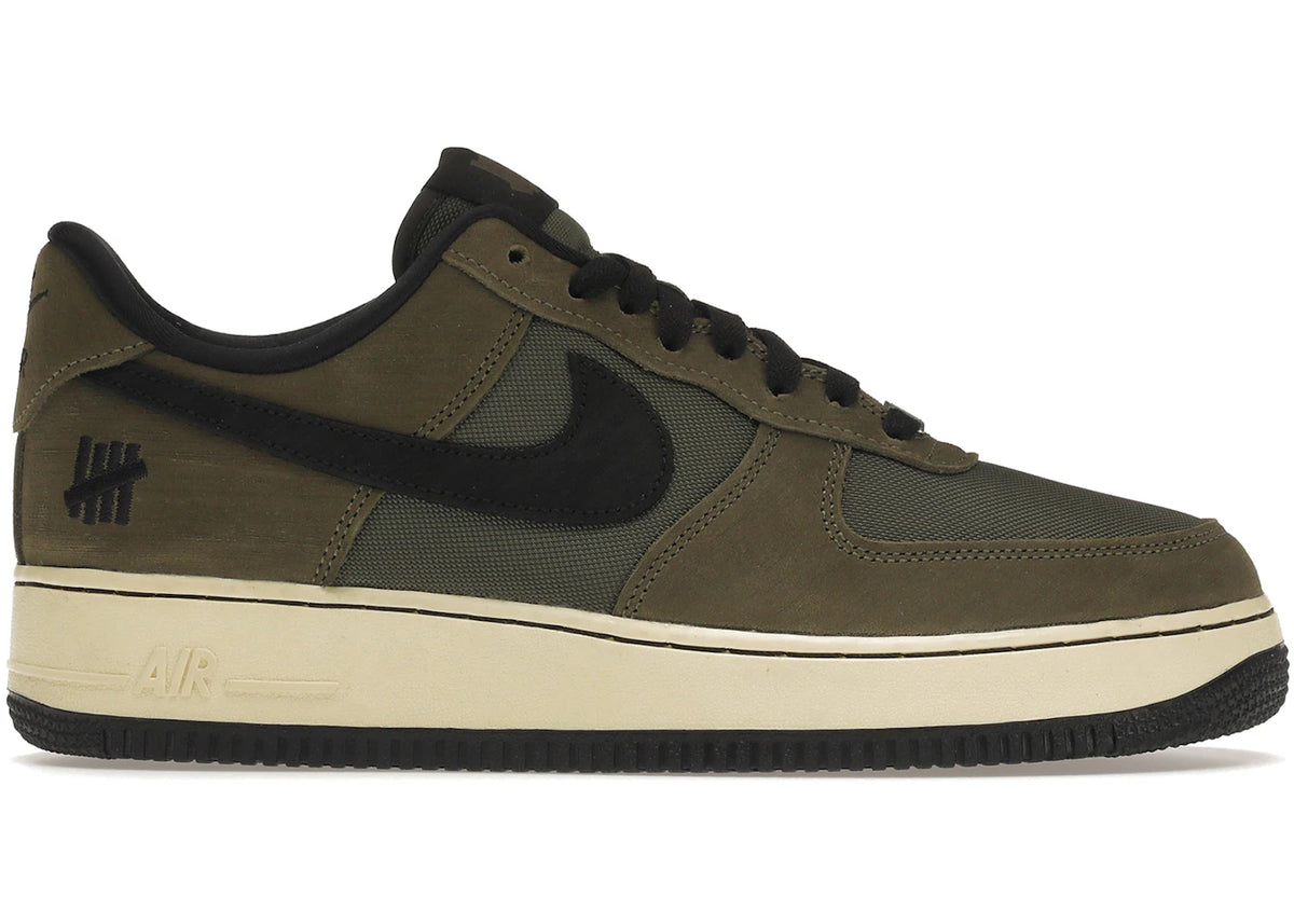 https://images.stockx.com/images/Nike-Air-Force-1-Low-Undefeated-Ballistic-Olive-Product.jpg?fit=fill&bg=FFFFFF&w=700&h=500&fm=webp&auto=compress&q=90&dpr=2&trim=color&updated_at=1738193358